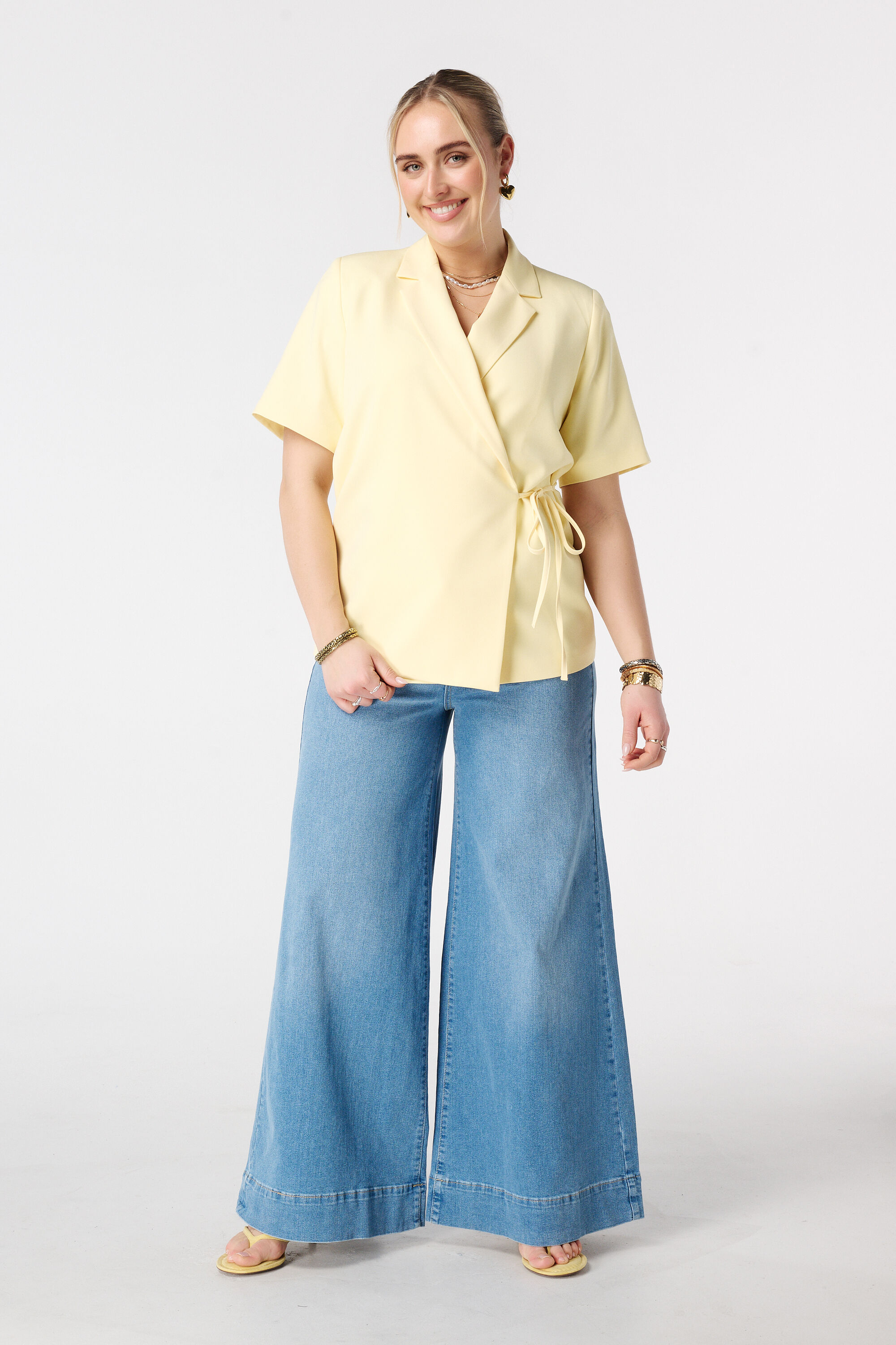 Blazer &agrave; manches courtes avec effet portefeuille image number 5