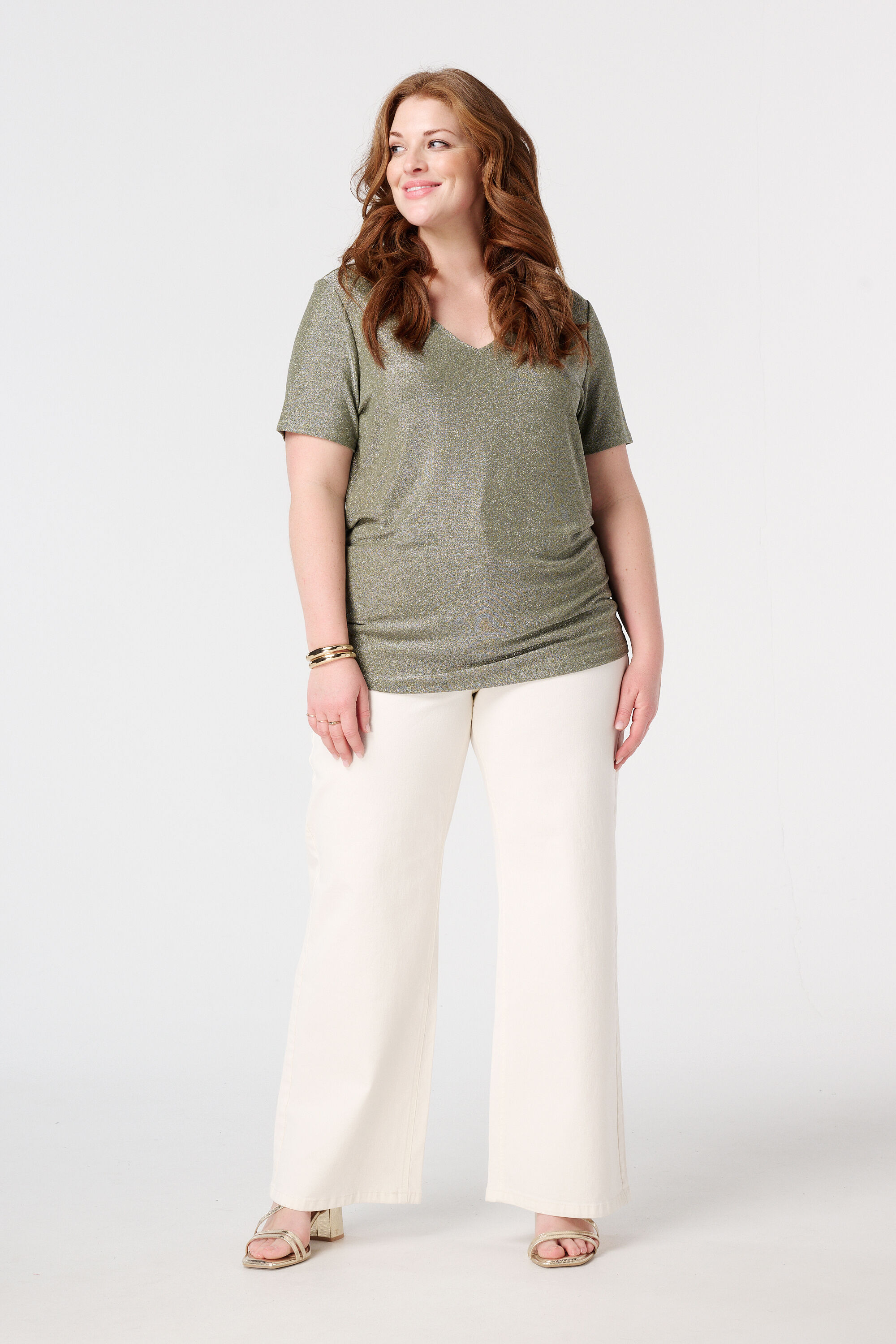 T-shirt avec paillettes image number 5