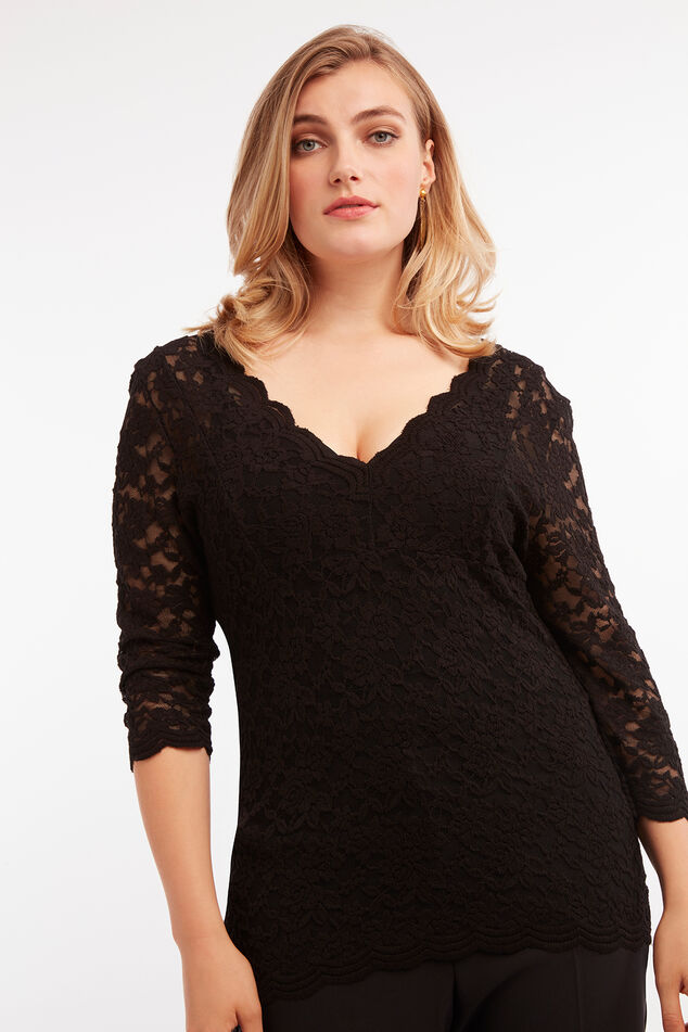 Haut en dentelle image number 0