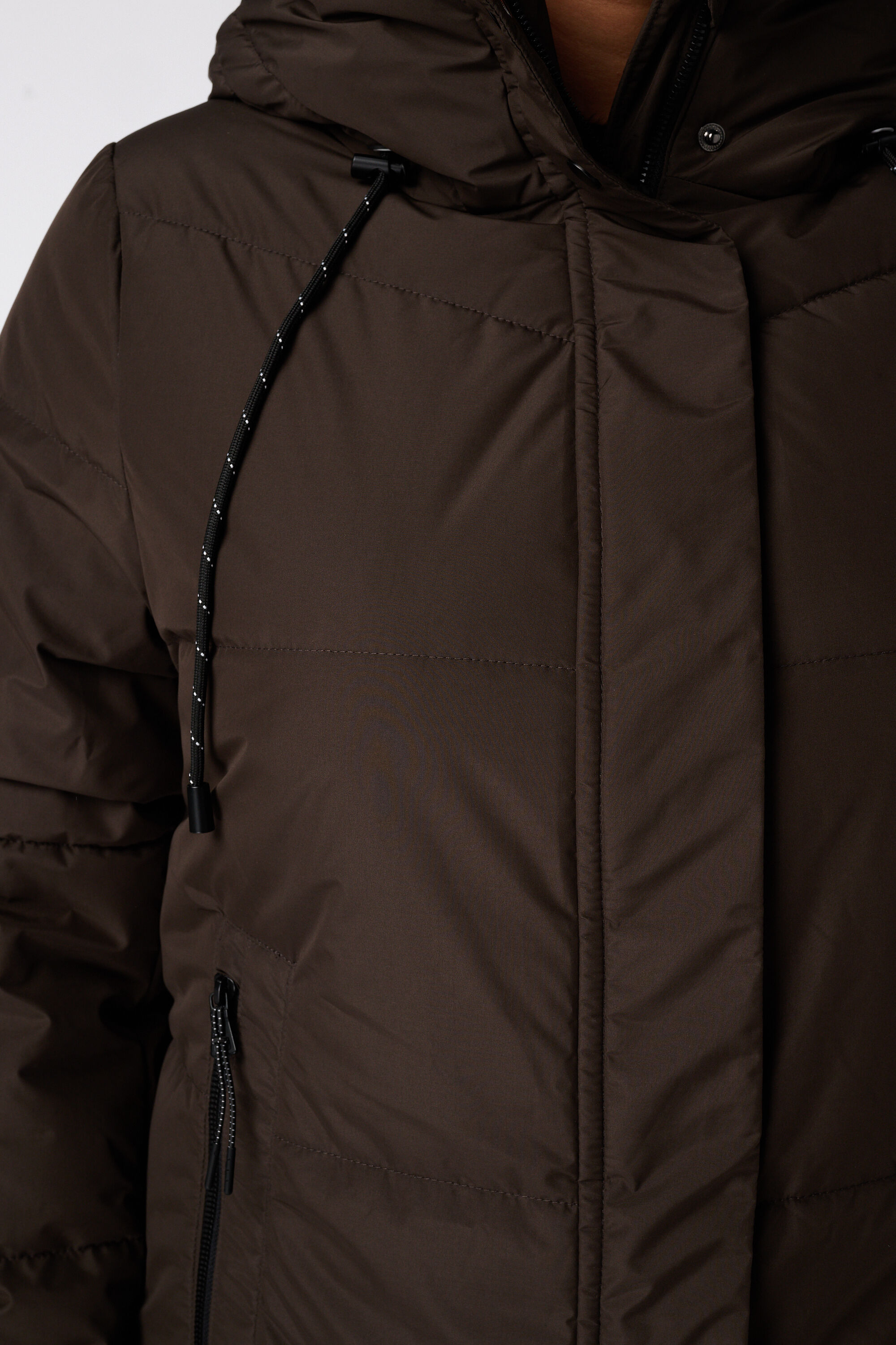 Manteau long matelass&eacute; avec capuche image number 6