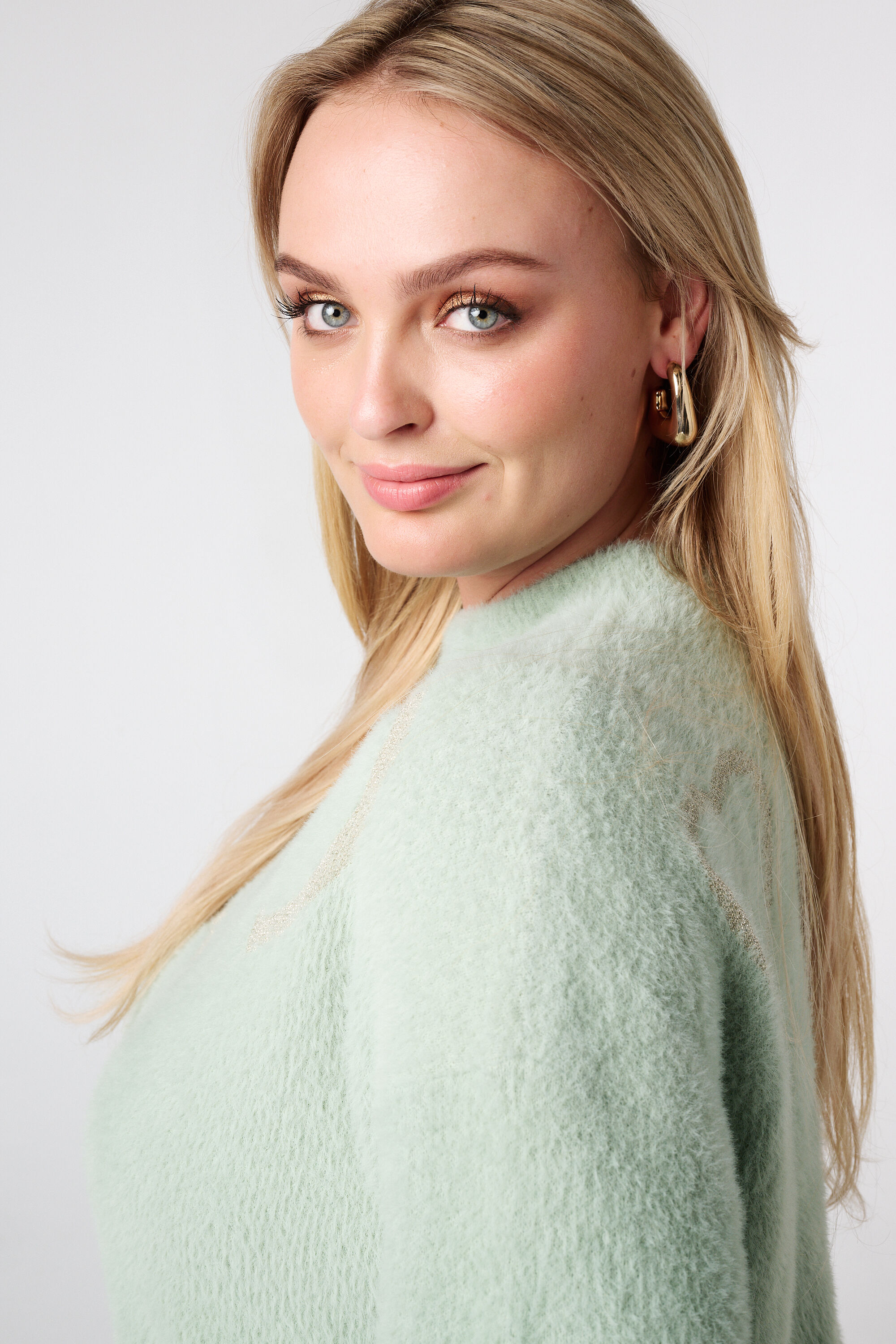 Pull doux &agrave; c&oelig;urs image number 4