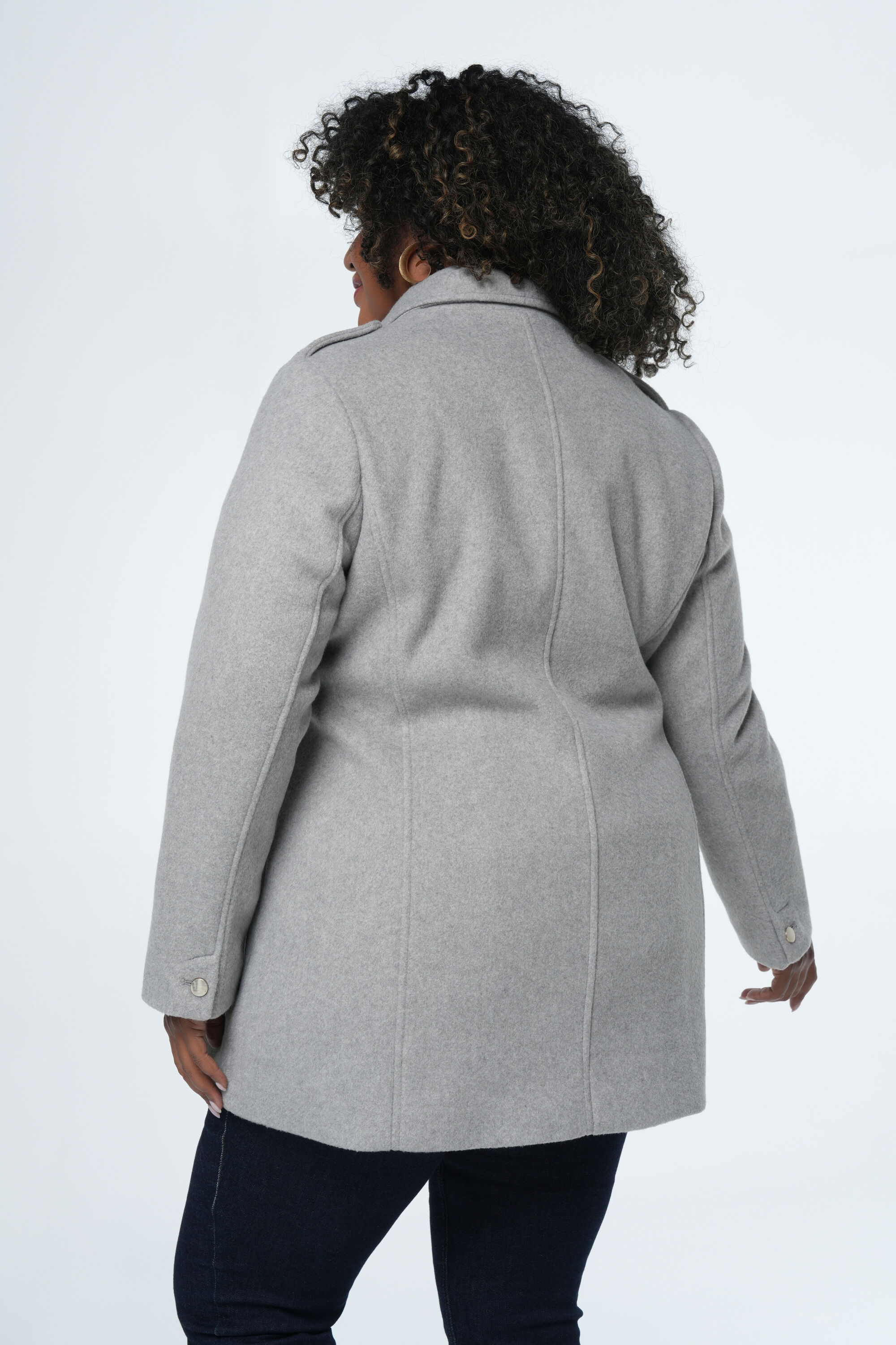 Veste avec d&eacute;tails argent&eacute;s image number 3