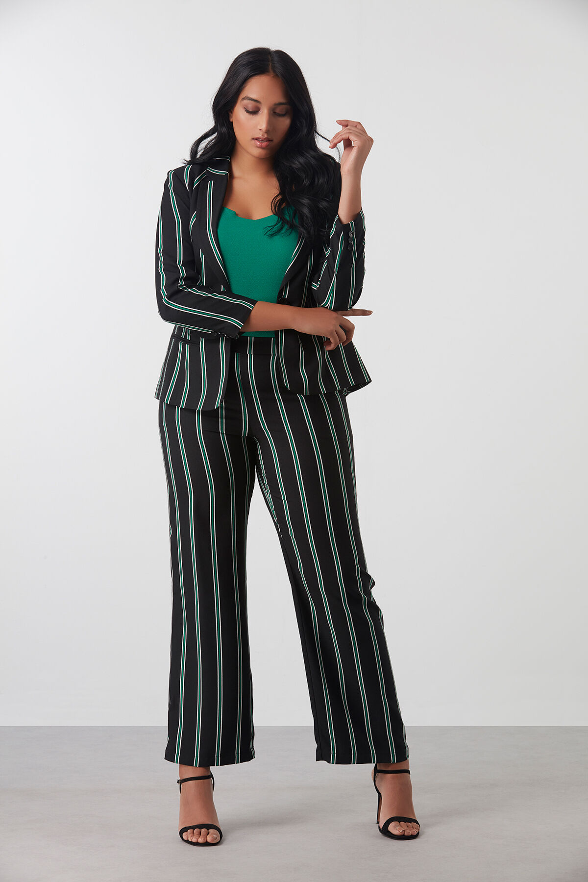 Pantalon large ray&eacute; image number 5