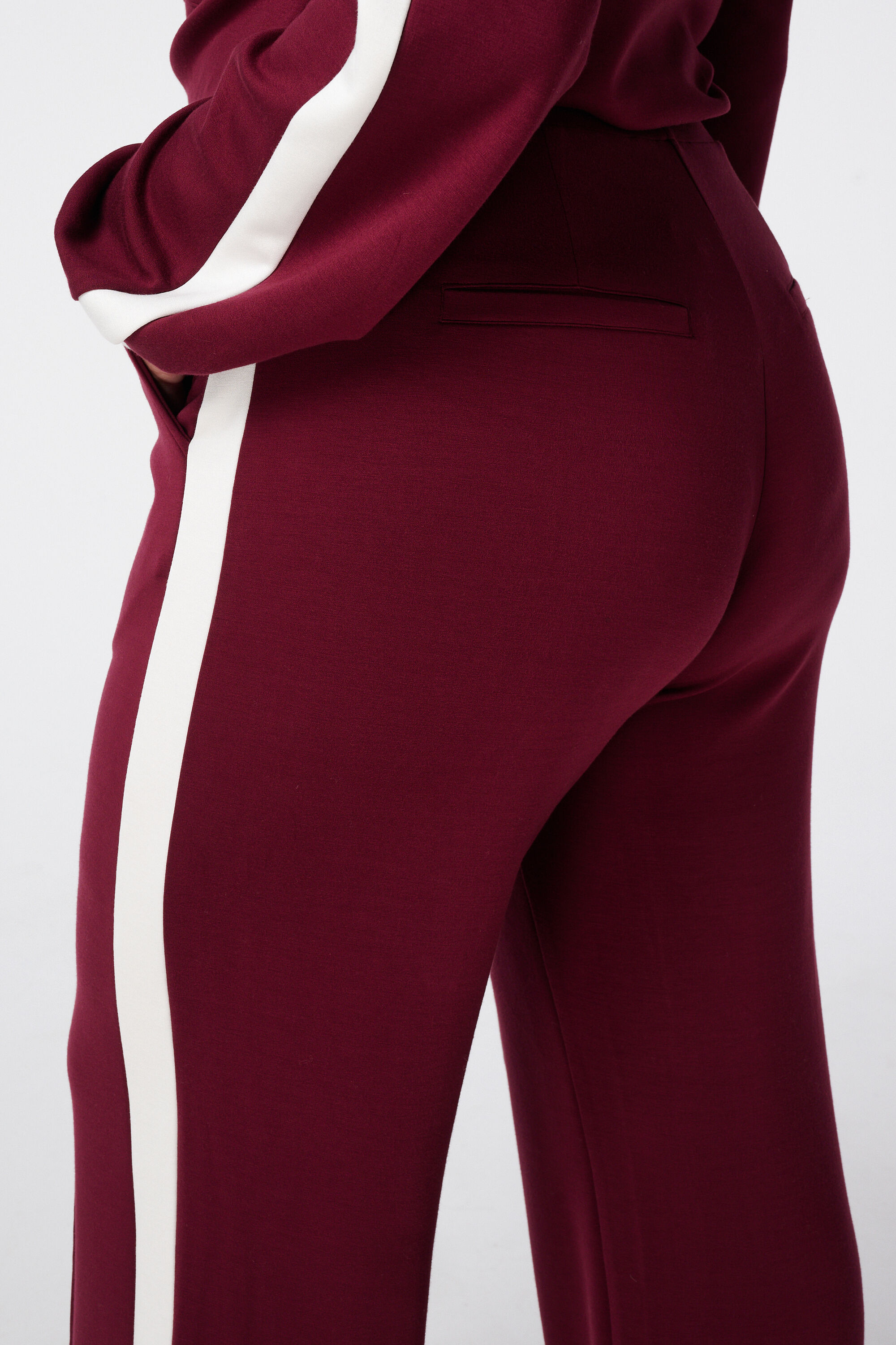 Pantalon sportif image number 4