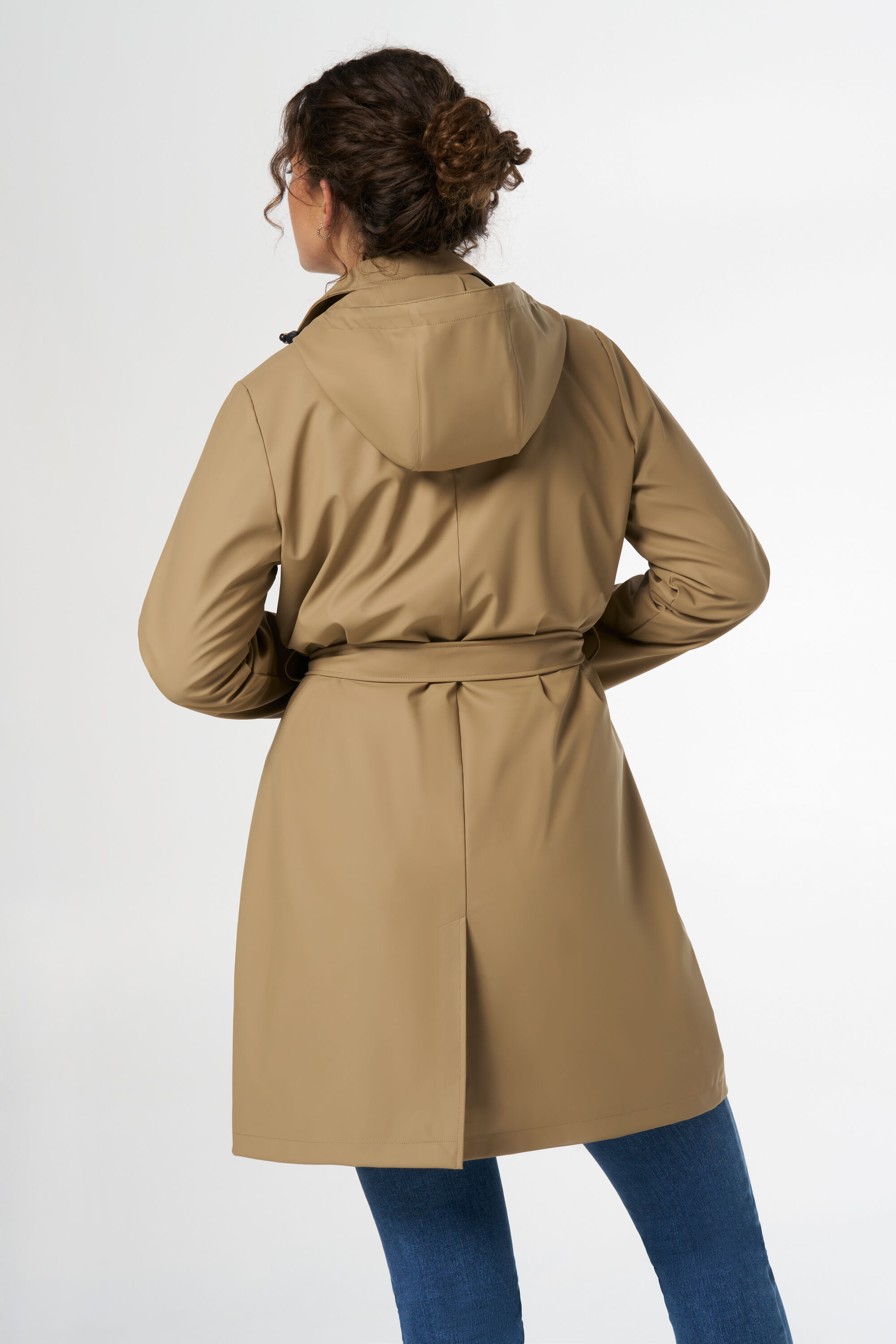 Trench imperm&eacute;able image number 3