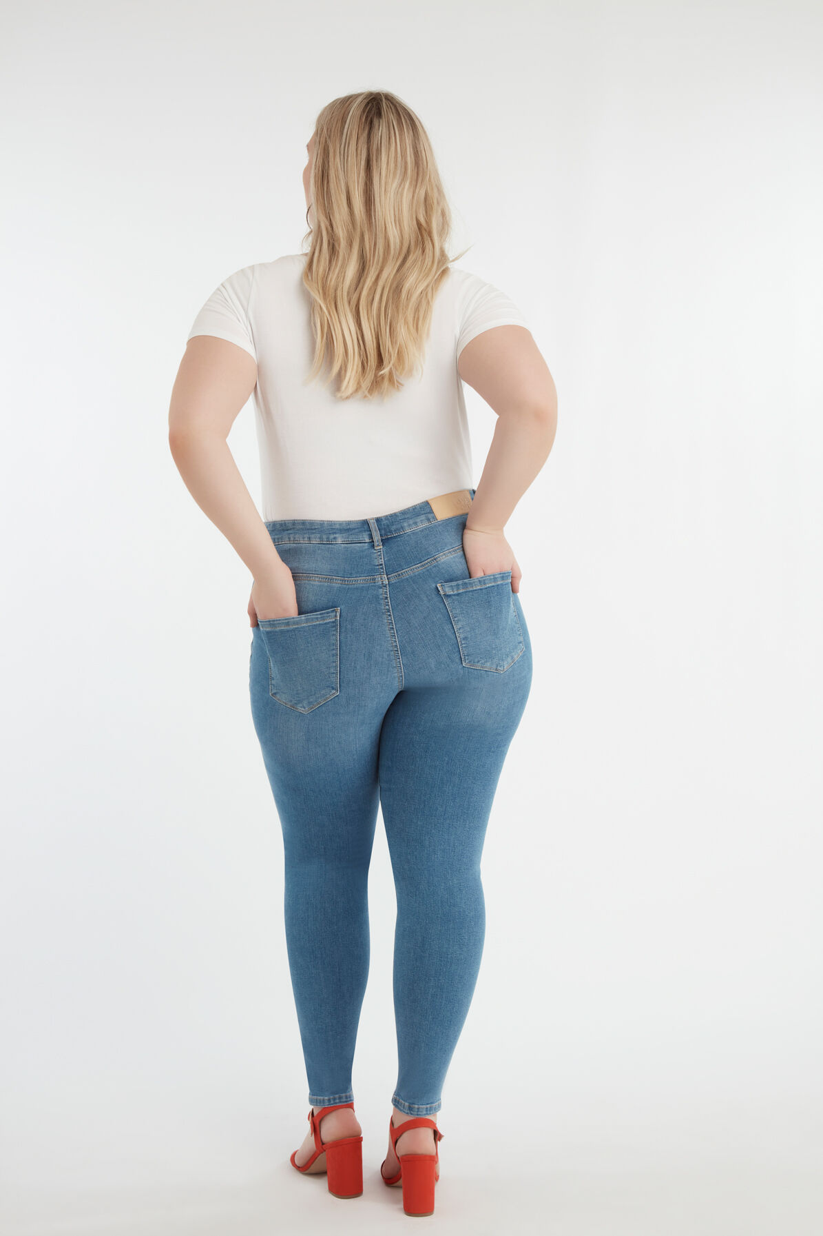 Femmes Jean avec poches a fermeture Eclair MS Mode