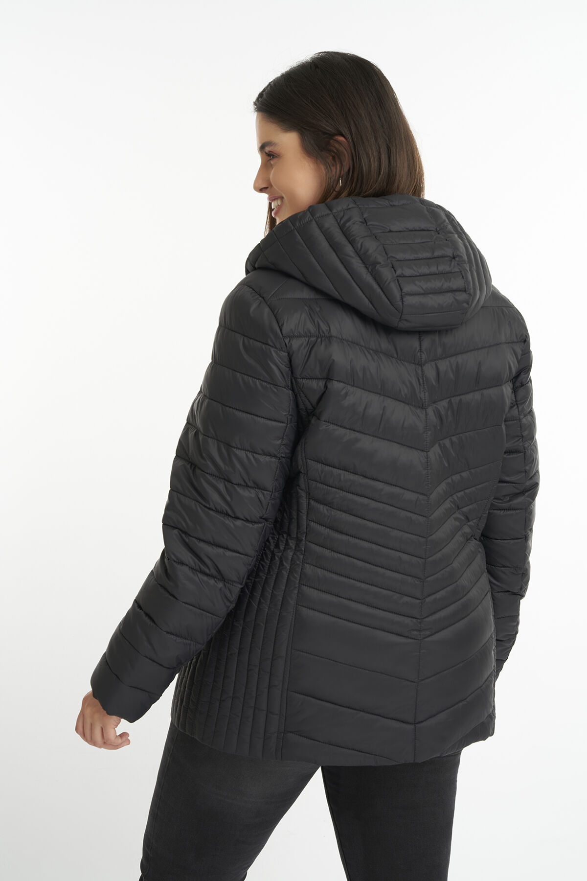 Veste matelass&eacute;e &agrave; capuche  image number 3