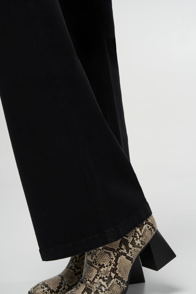 Jean évasé JASMIN image number 4