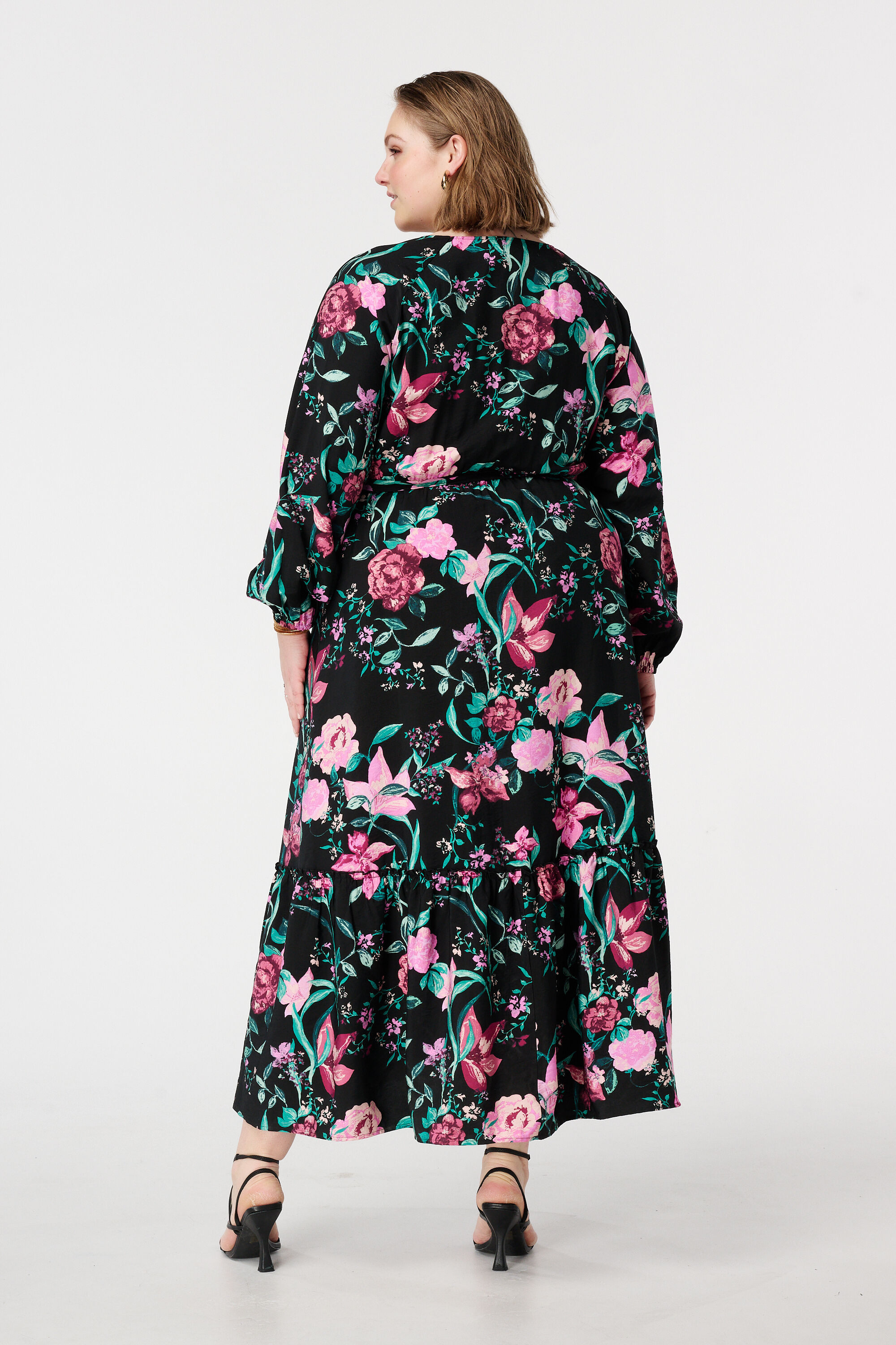 Robe midi avec ceinture image number 3