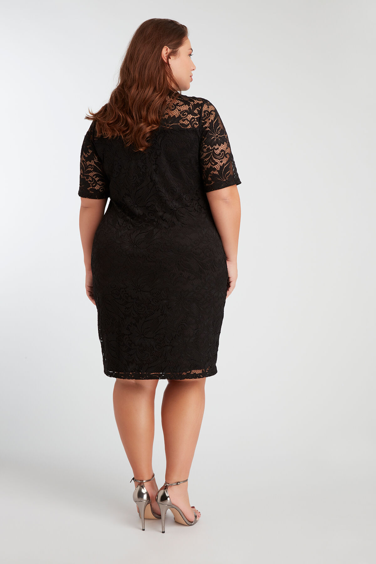 Robe avec dentelle image number 5