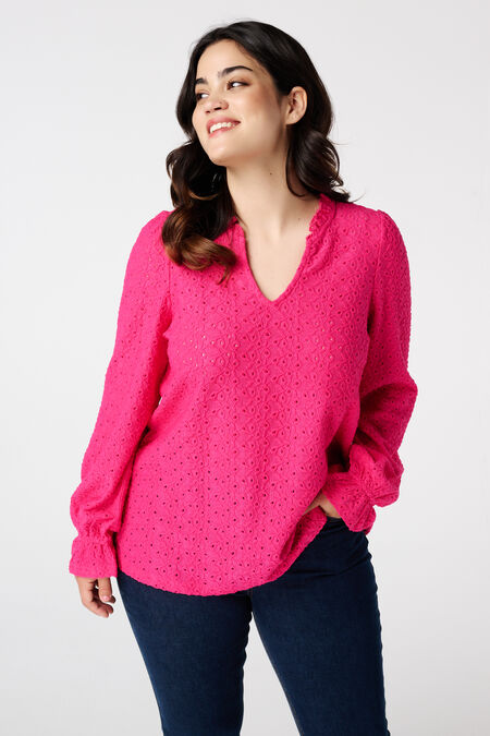 Top avec détails de broderie  Top avec détails de broderie