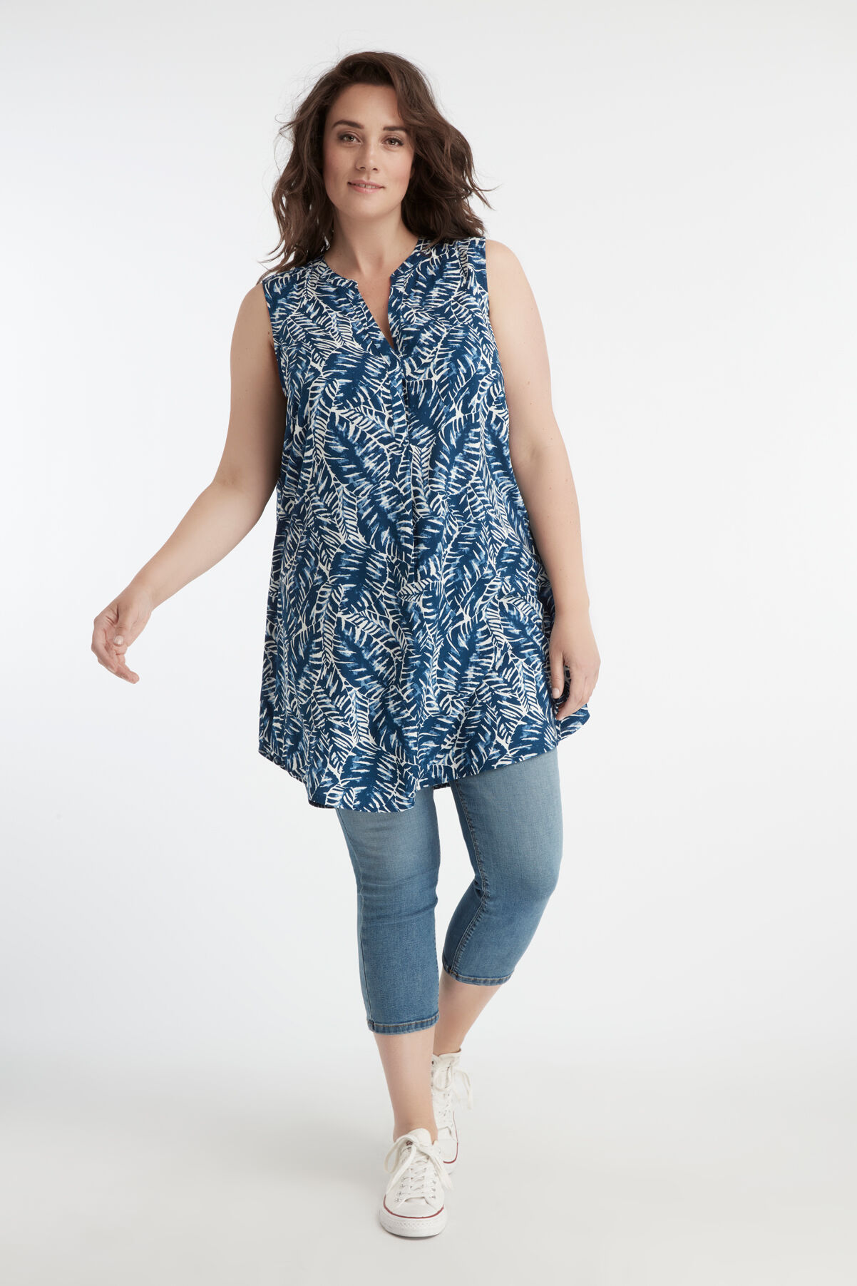 Chemisier long sans manches image number 5