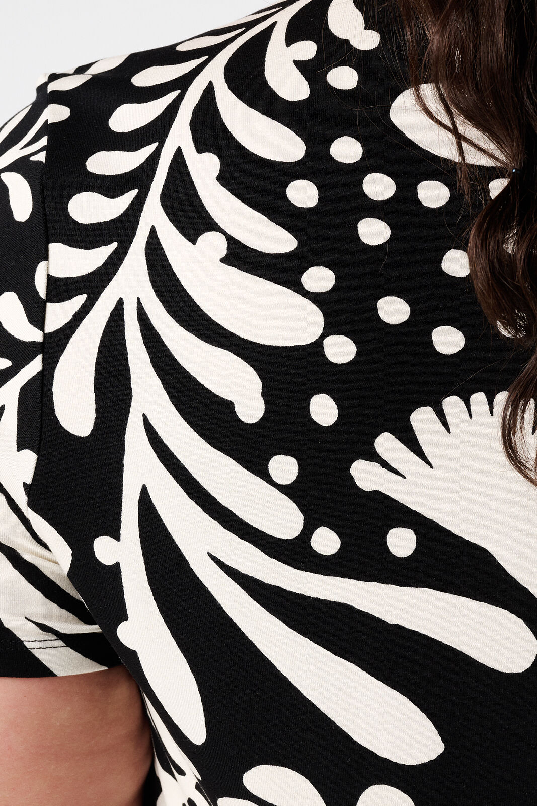 T-shirt avec imprim&eacute; image number 6