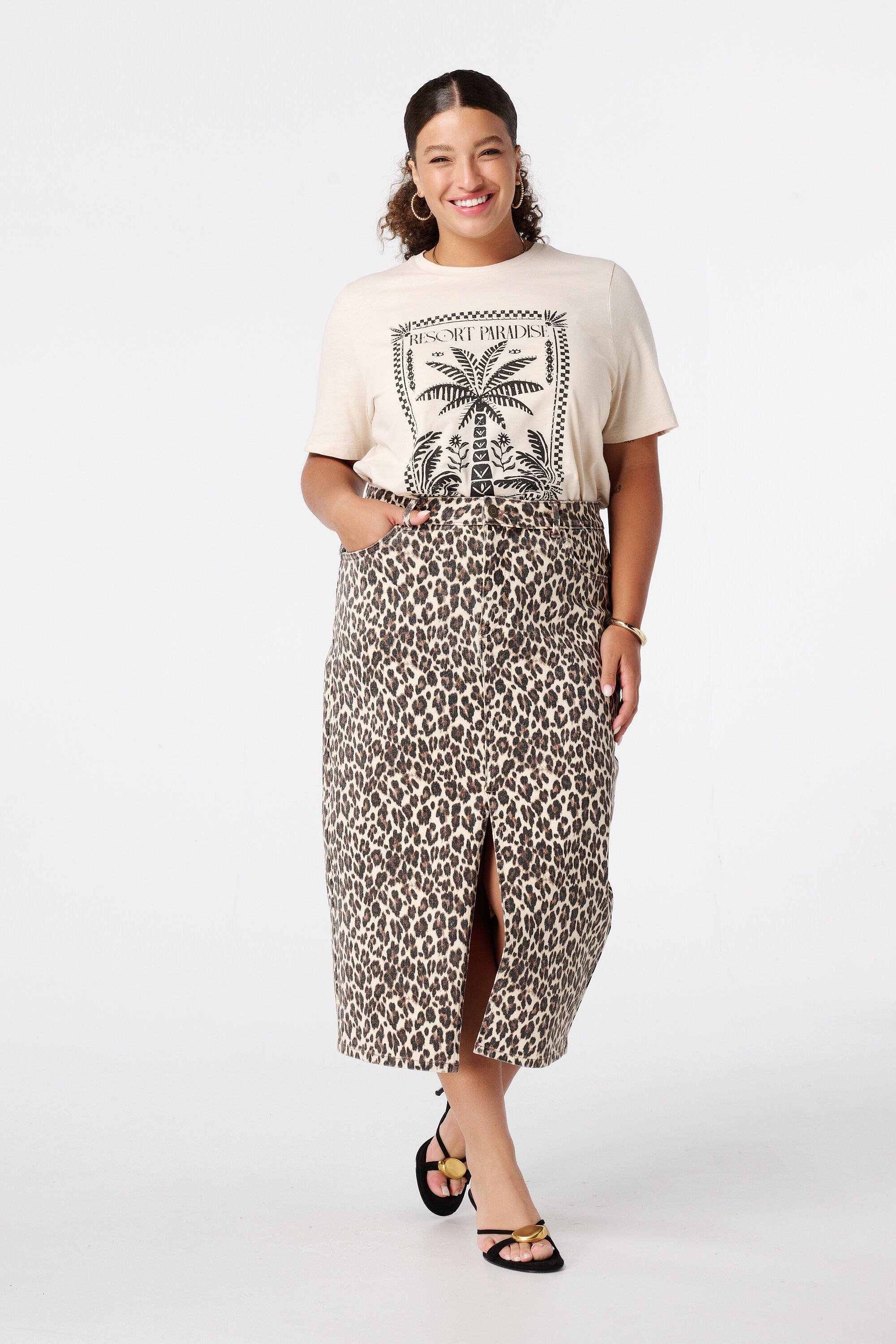 Jupe en denim avec imprim&eacute; panth&egrave;re image number 6