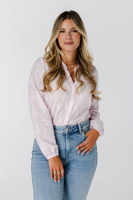 Blouse avec détails brodés Blouse avec détails brodés