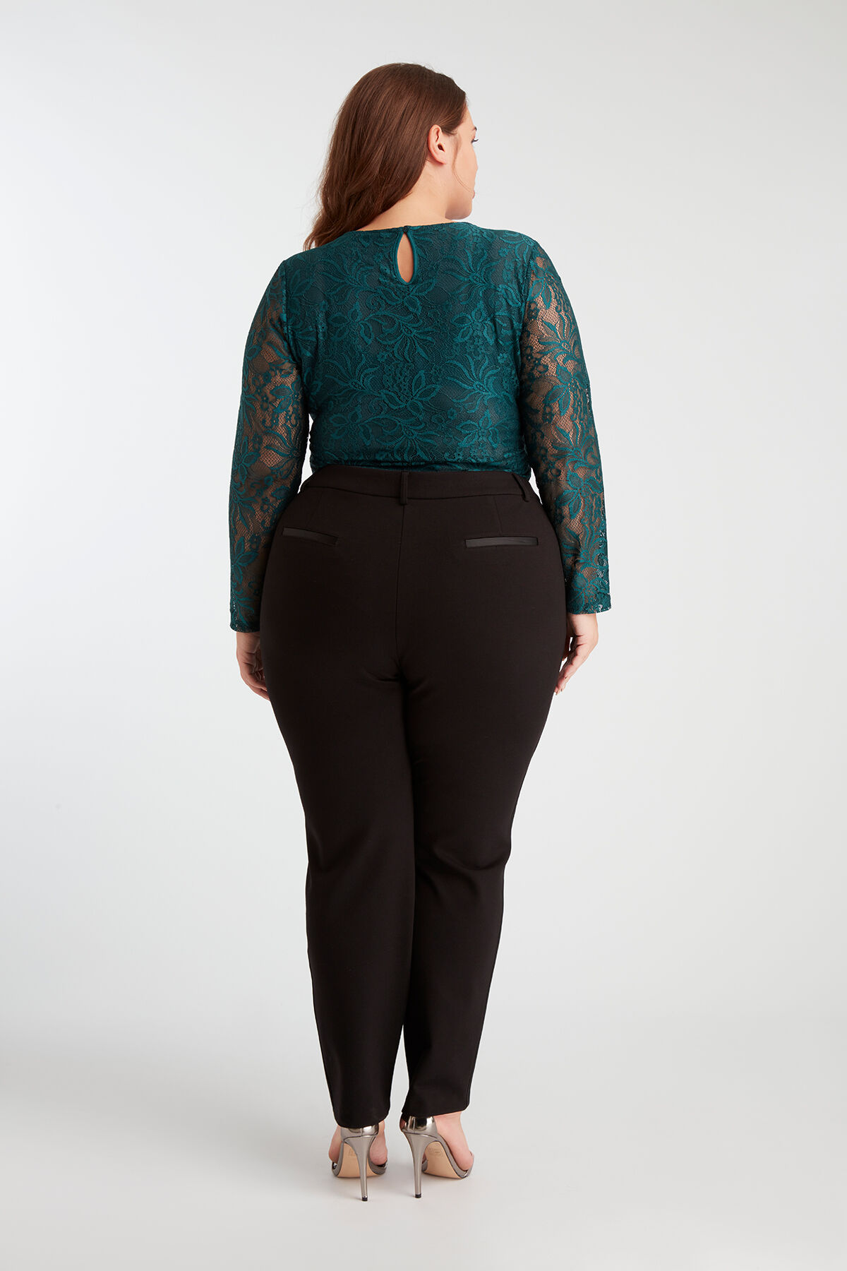 Body en dentelle image number 5