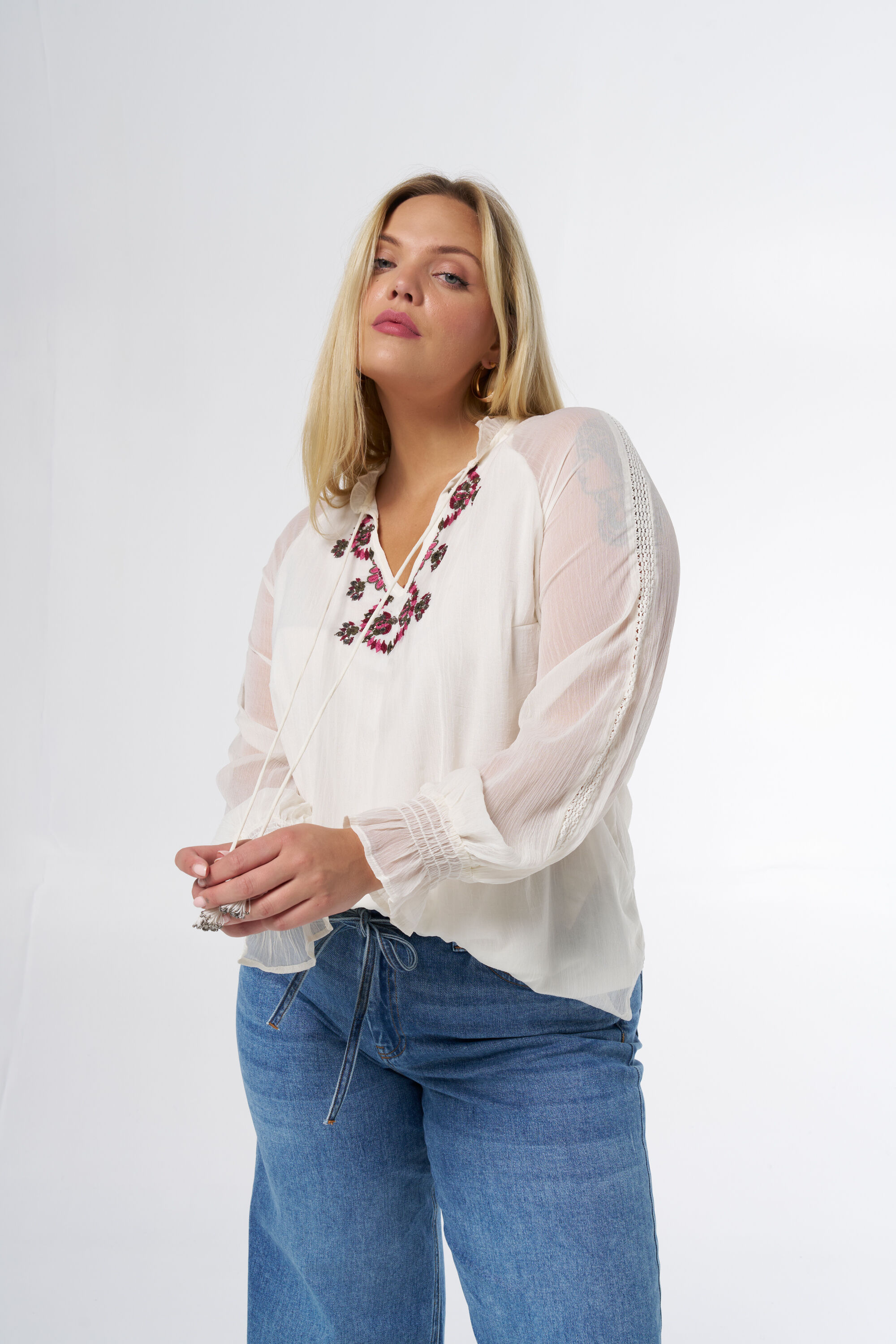Chemisier avec broderie  image number 6