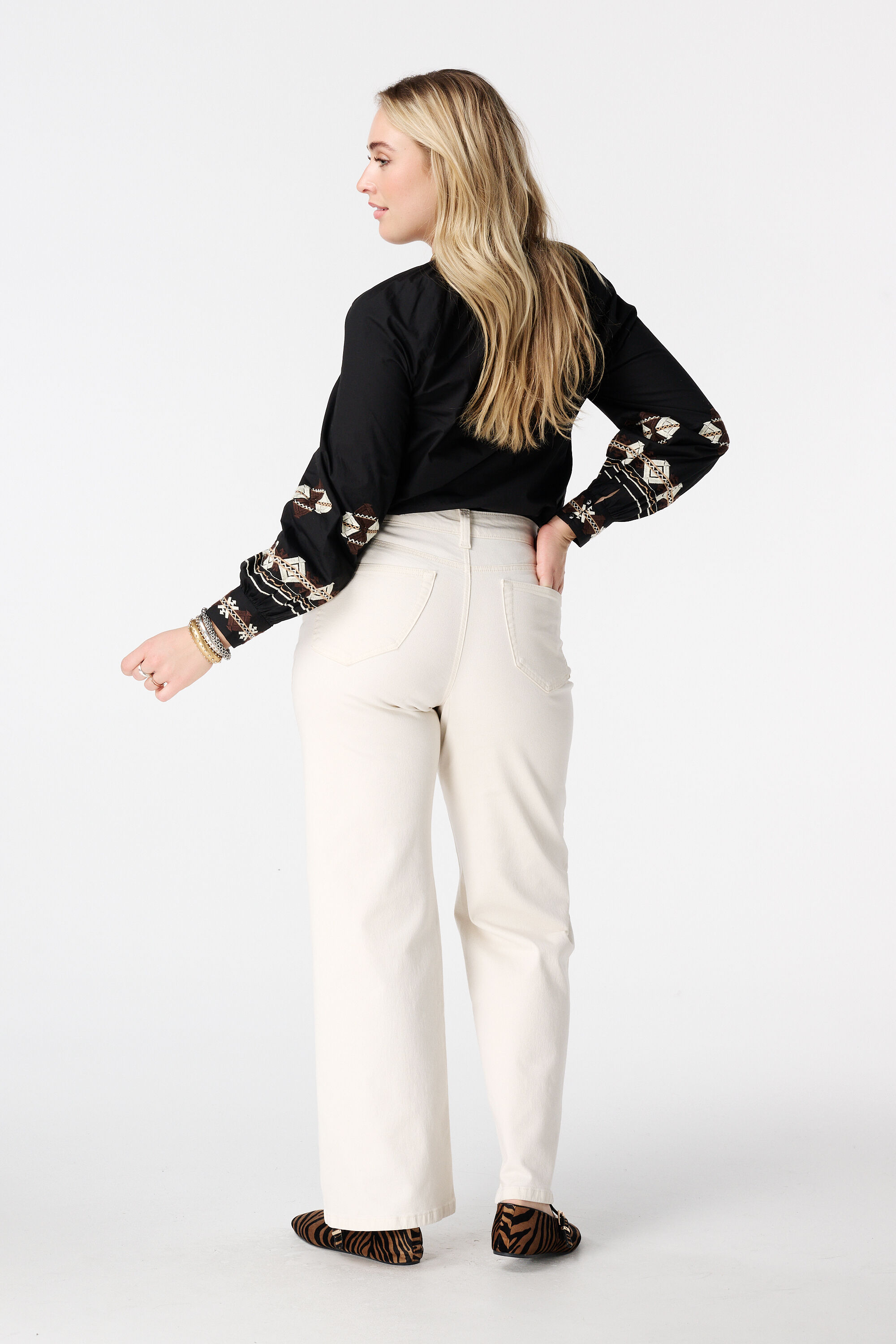 Jean &agrave; jambes larges IVY image number 3