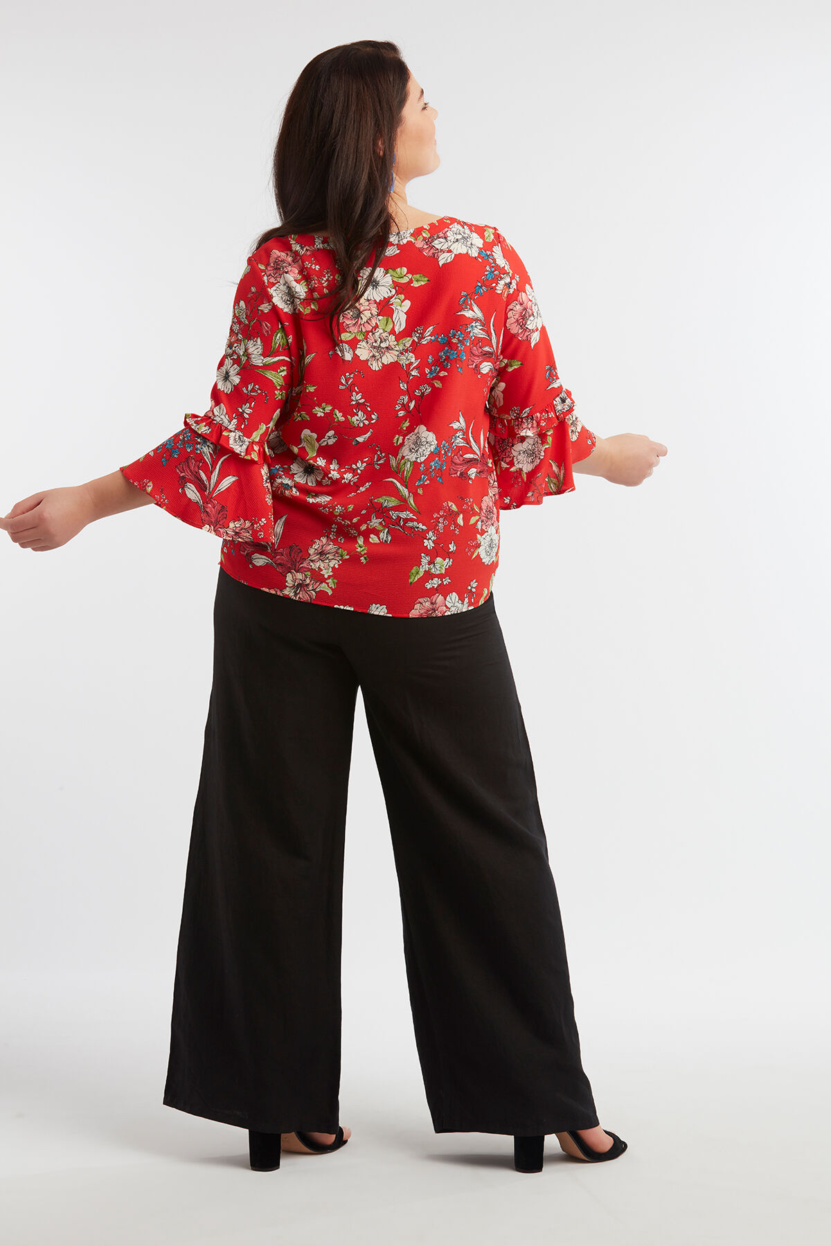 Pantalon en m&eacute;lange de lin &agrave; jambes larges image number 3