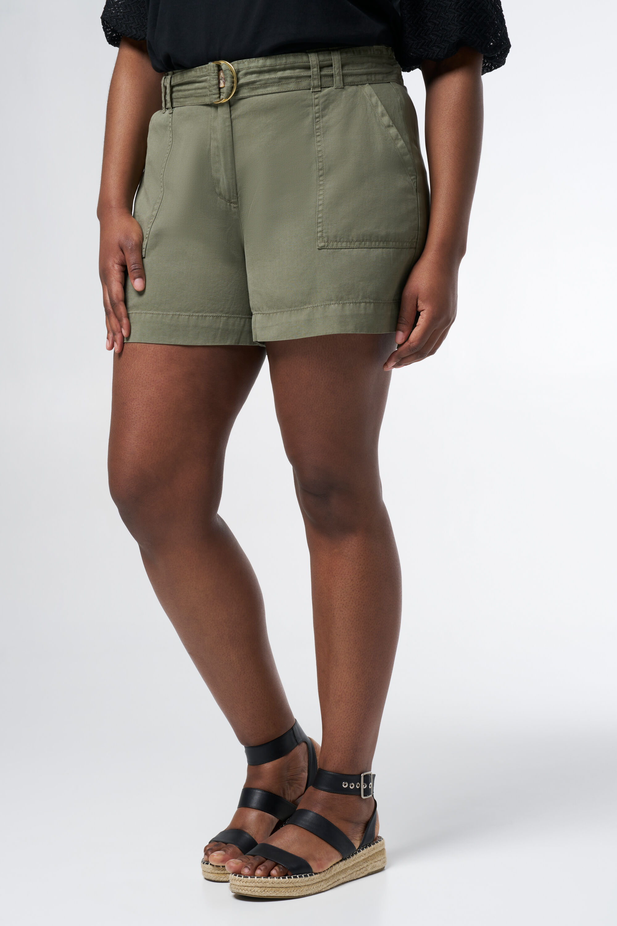 Short avec ceinture image number 5