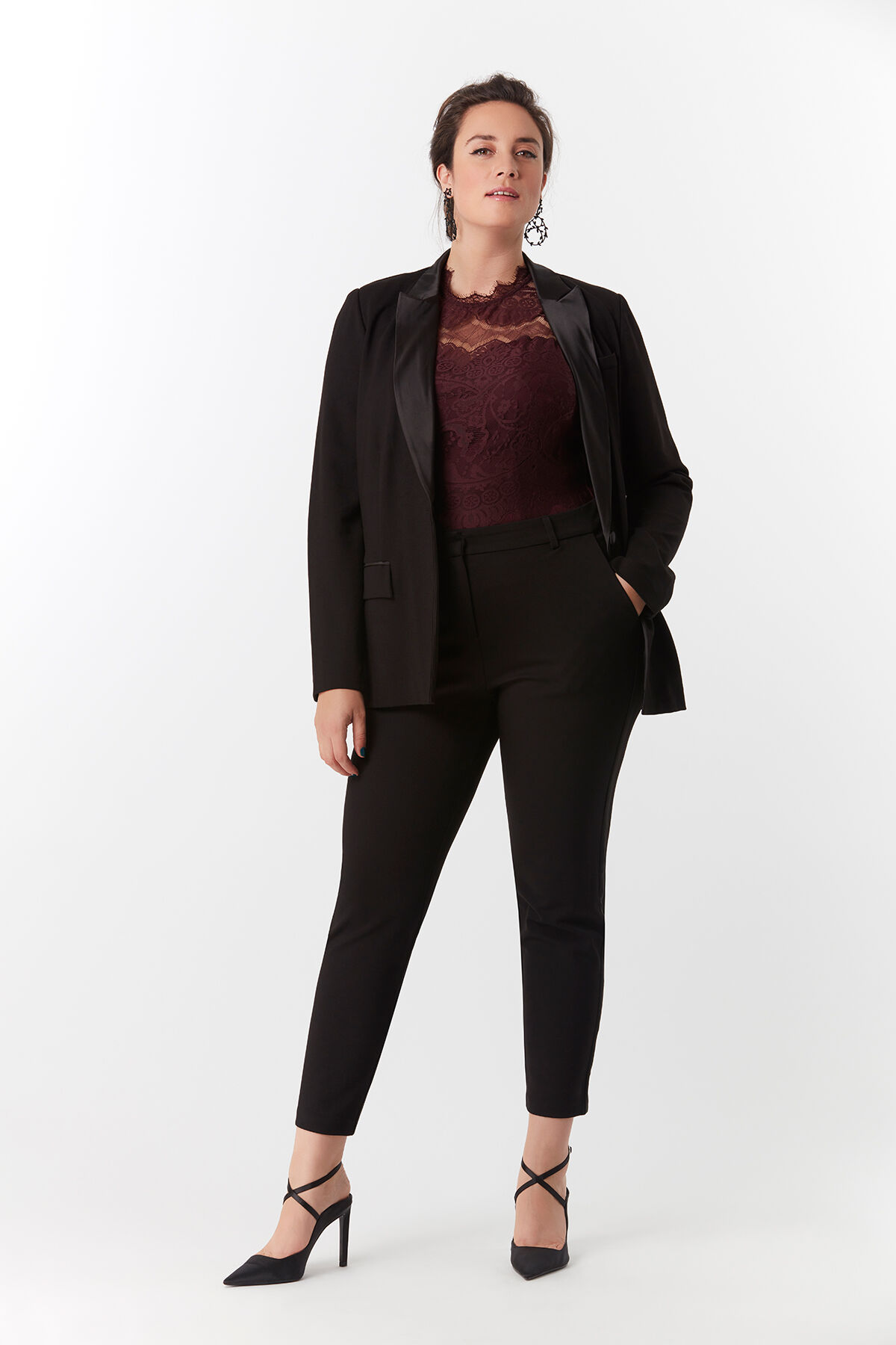 Veste blazer avec revers brillants image number 4