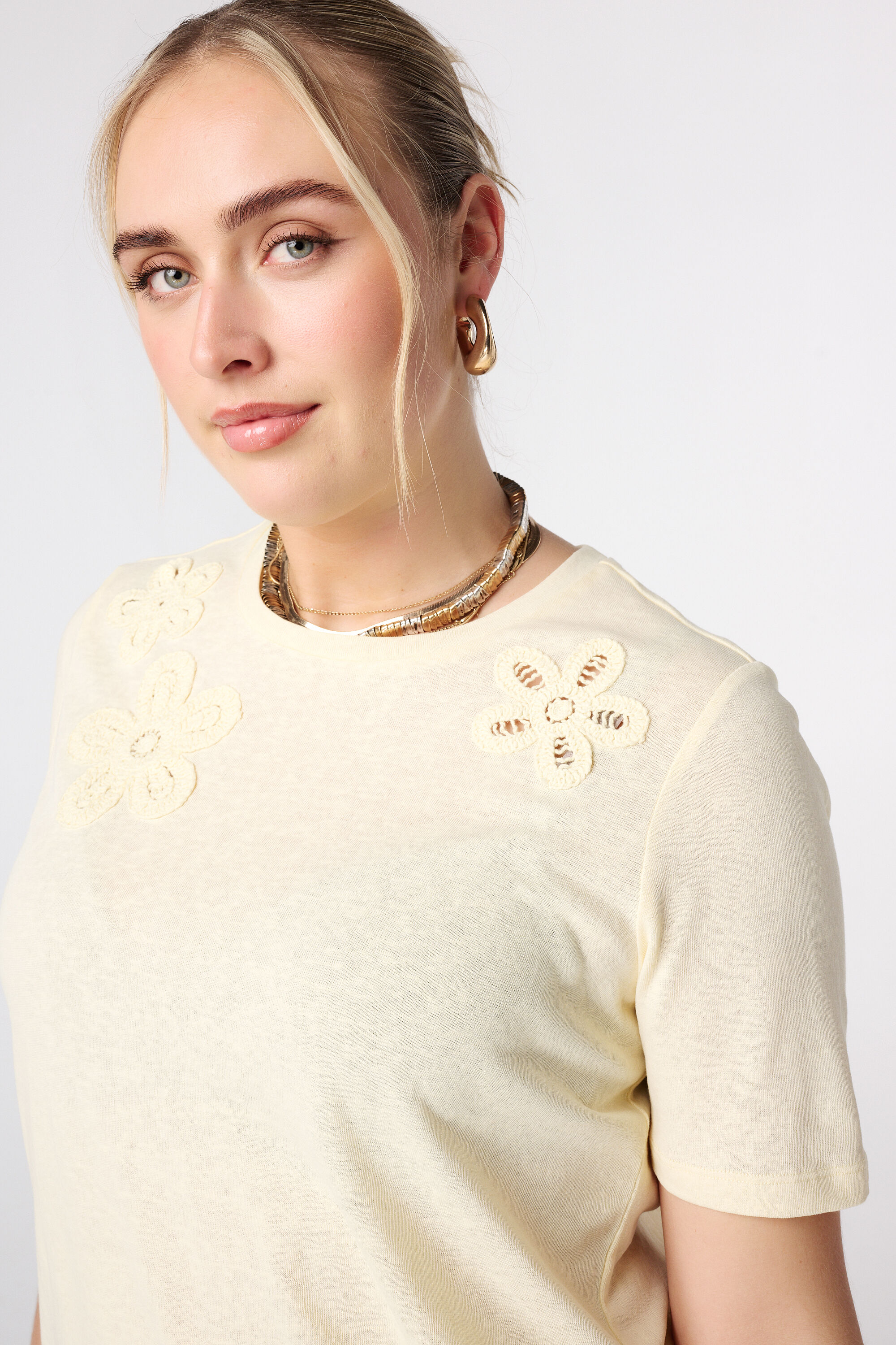 T-shirt avec c&oelig;urs en 3D image number 4