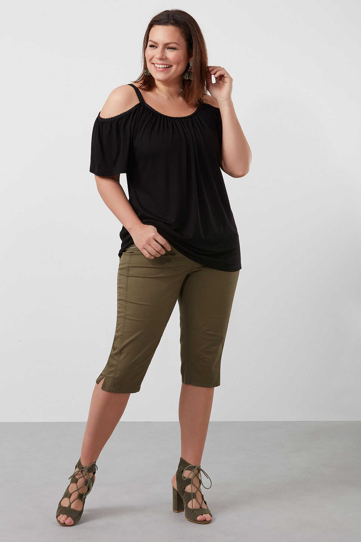 Pantalon corsaire en coton image number 4