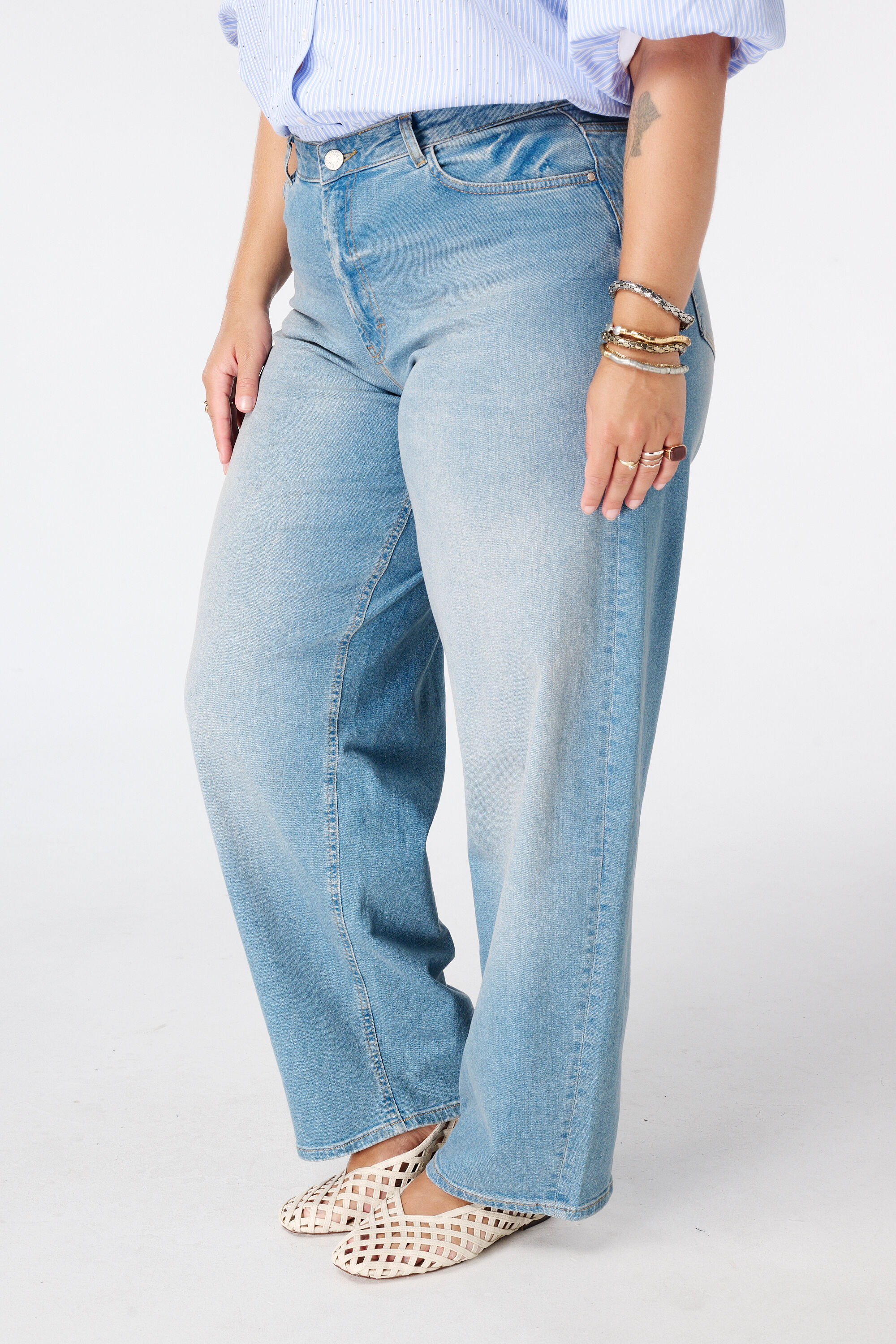 Jean barrel image number 5