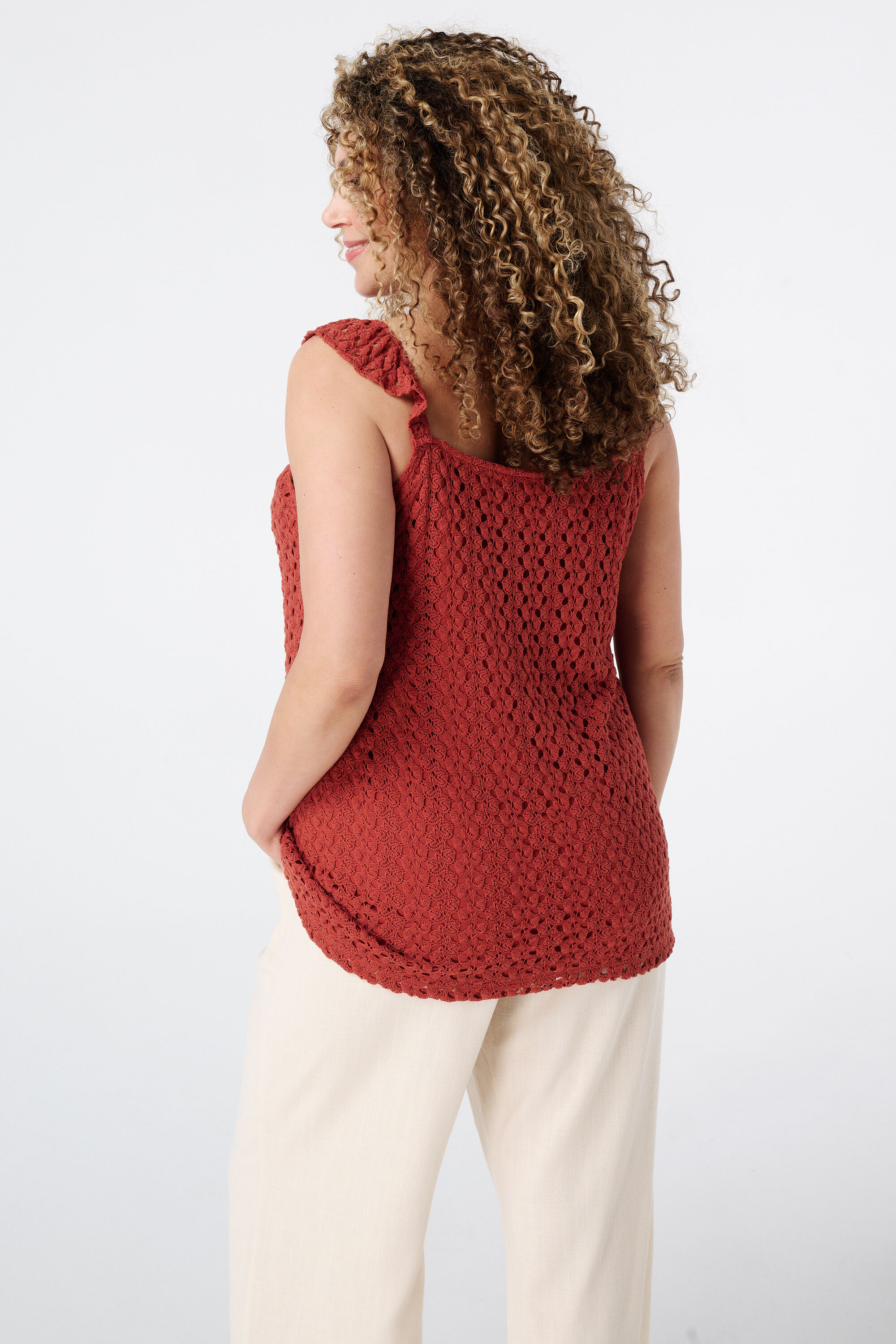 Haut en crochet &agrave; volants fantaisie image number 3