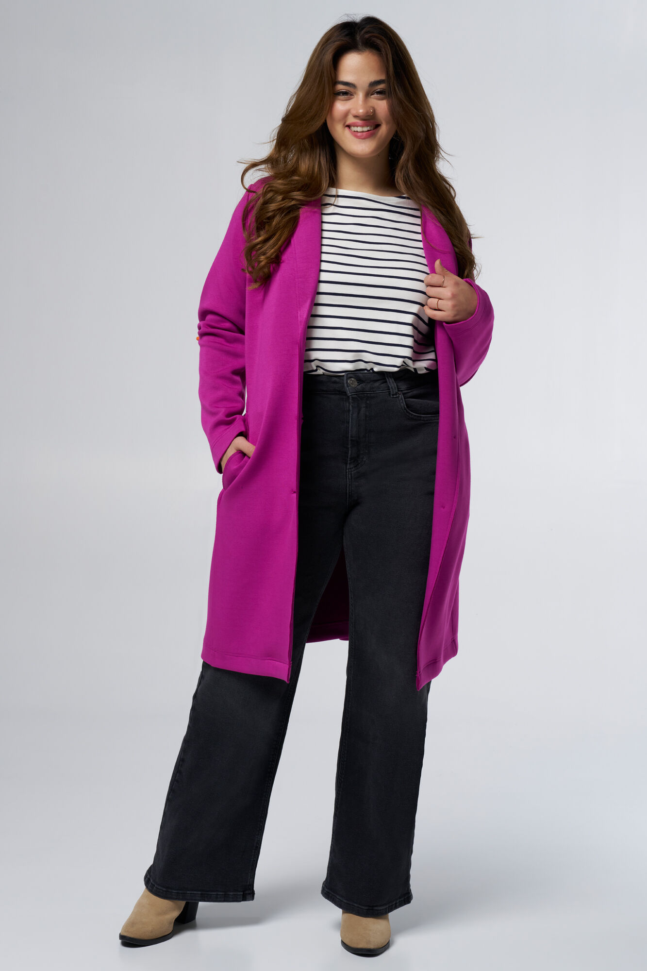 Manteau avec fermeture boutonn&eacute;e  image number 6