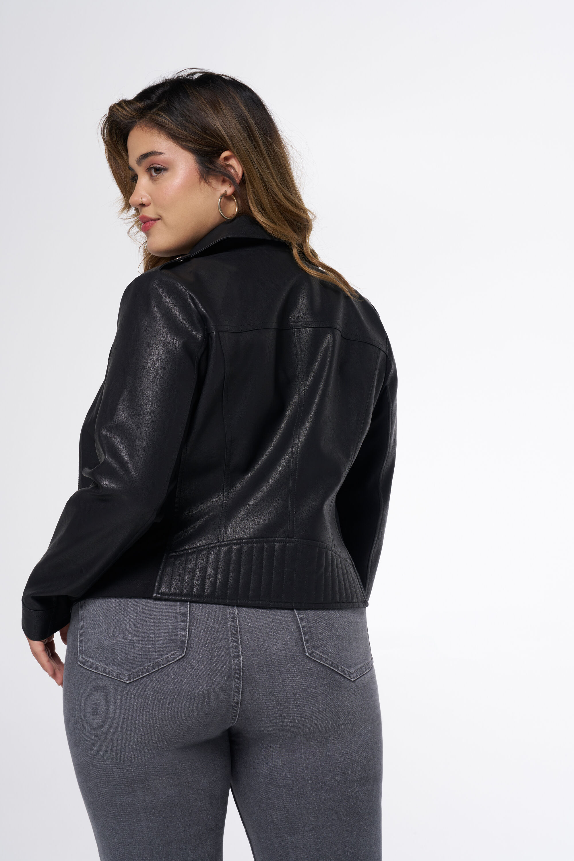 Veste en cuir avec d&eacute;tails argent&eacute;s image number 3