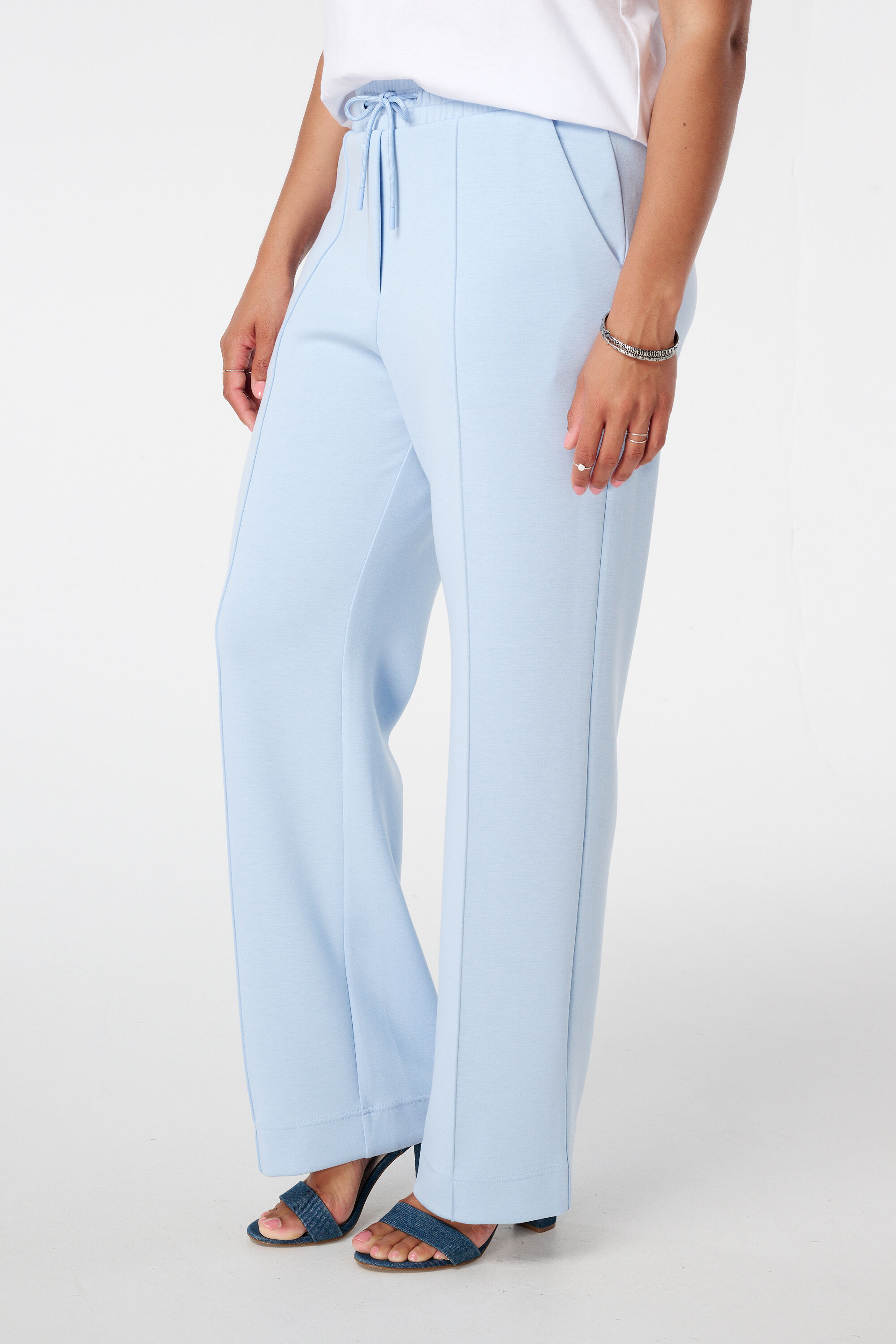 Pantalon avec coutures en panneaux image number 5