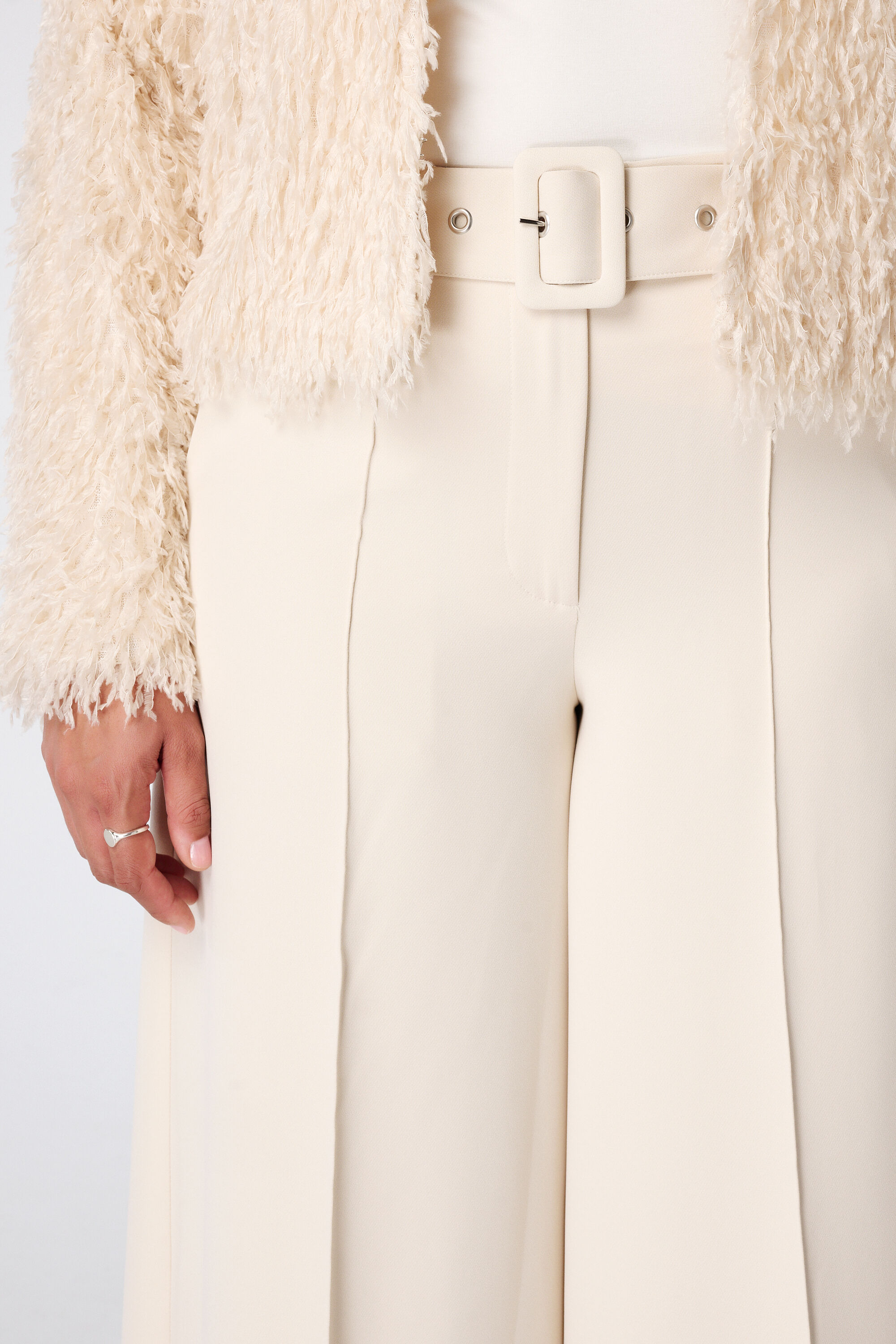 Pantalon large avec ceinture image number 2