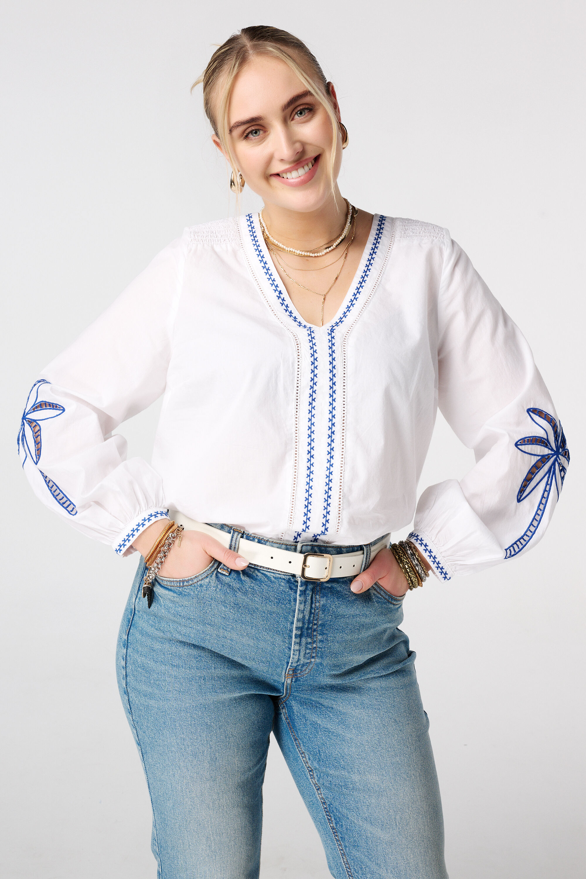 Blouse avec broderie