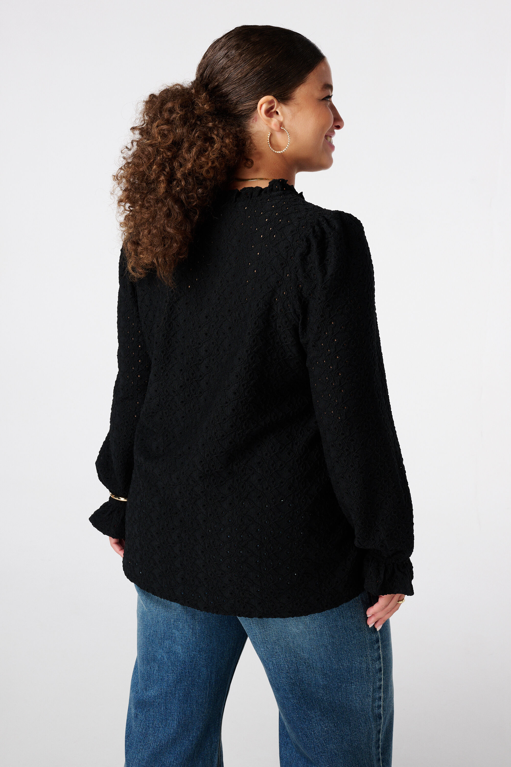 Haut avec broderie image number 3