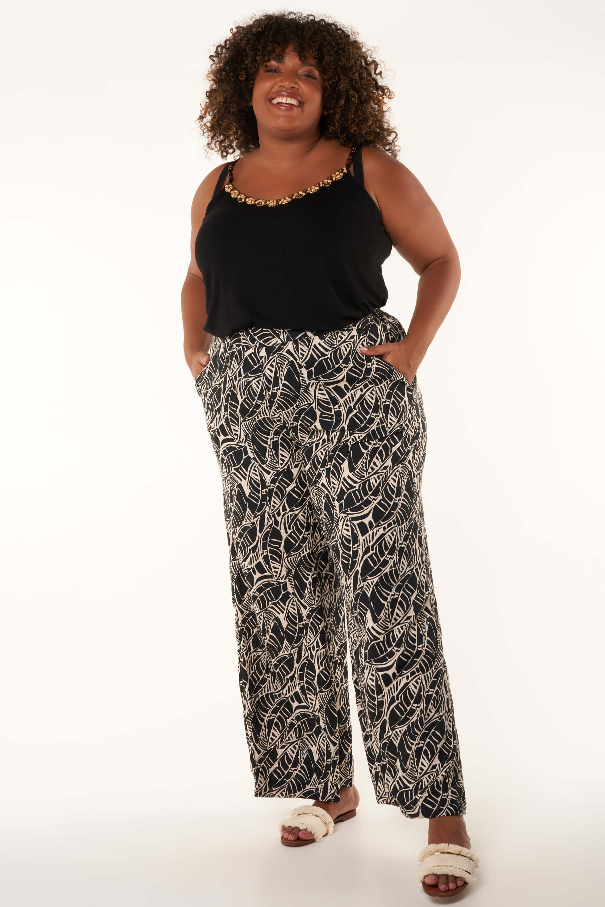 Pantalon &agrave; jambes amples image number 5