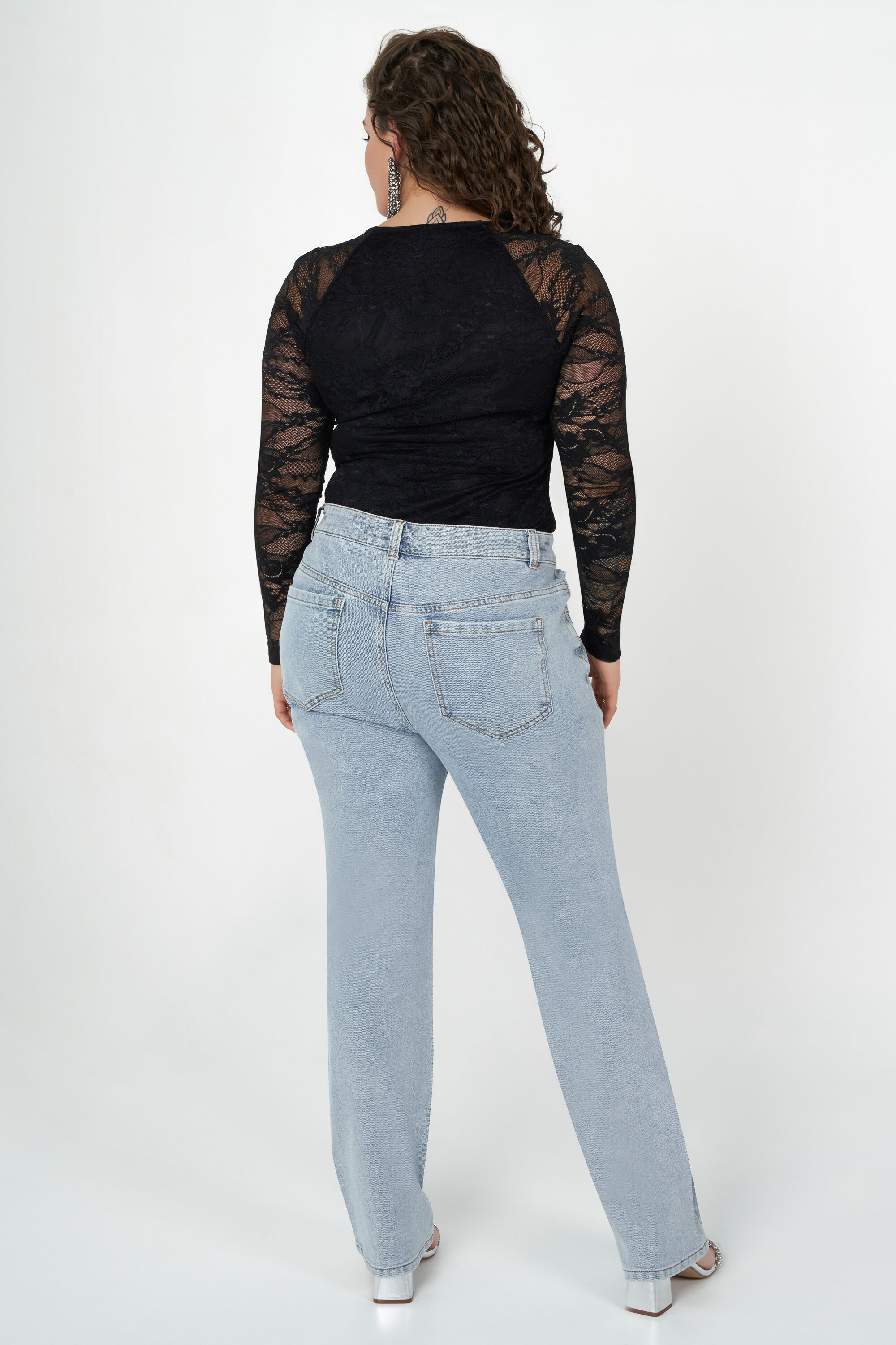 Jeans avec petits diamants image number 3