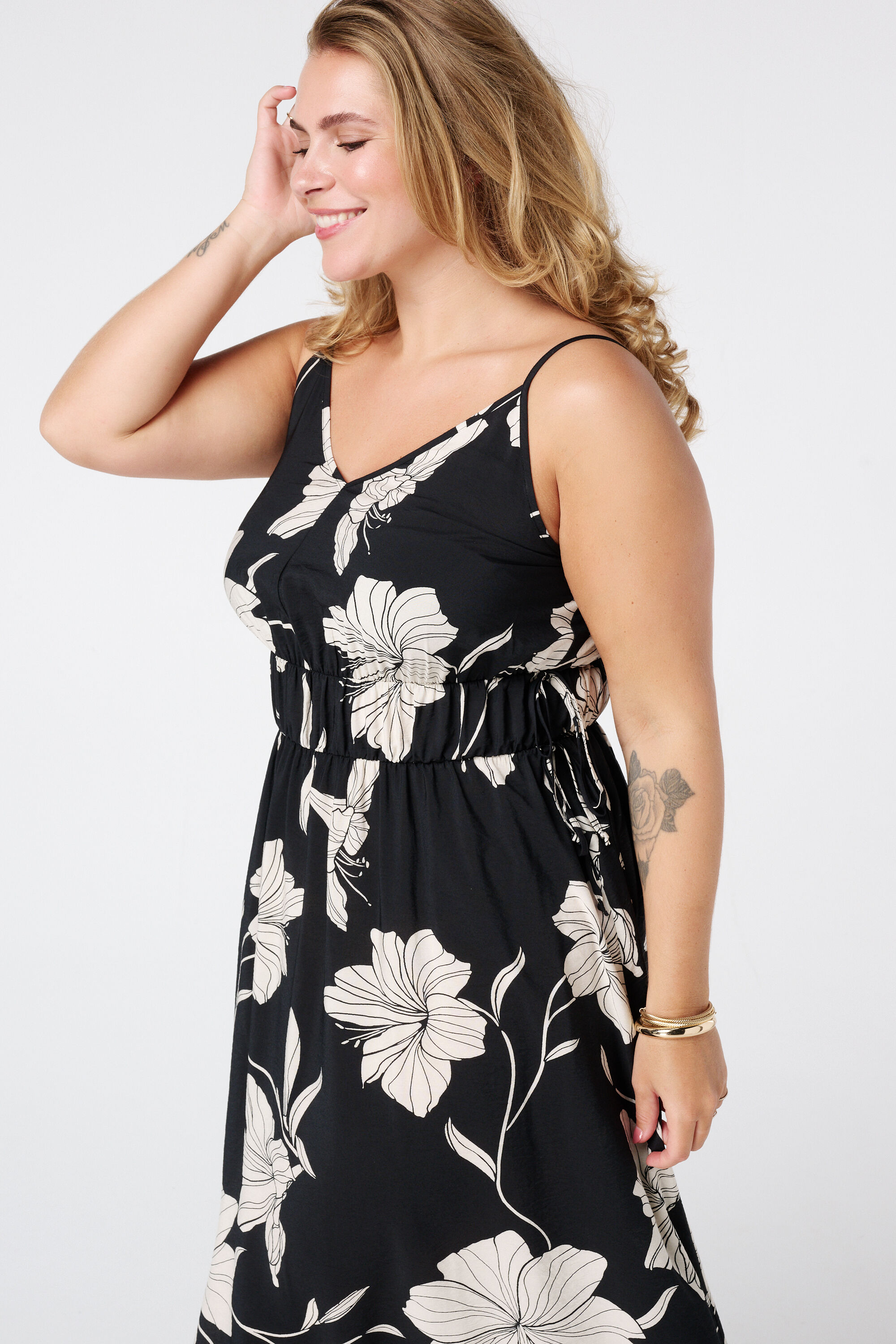 Robe longue avec imprim&eacute; floral image number 5