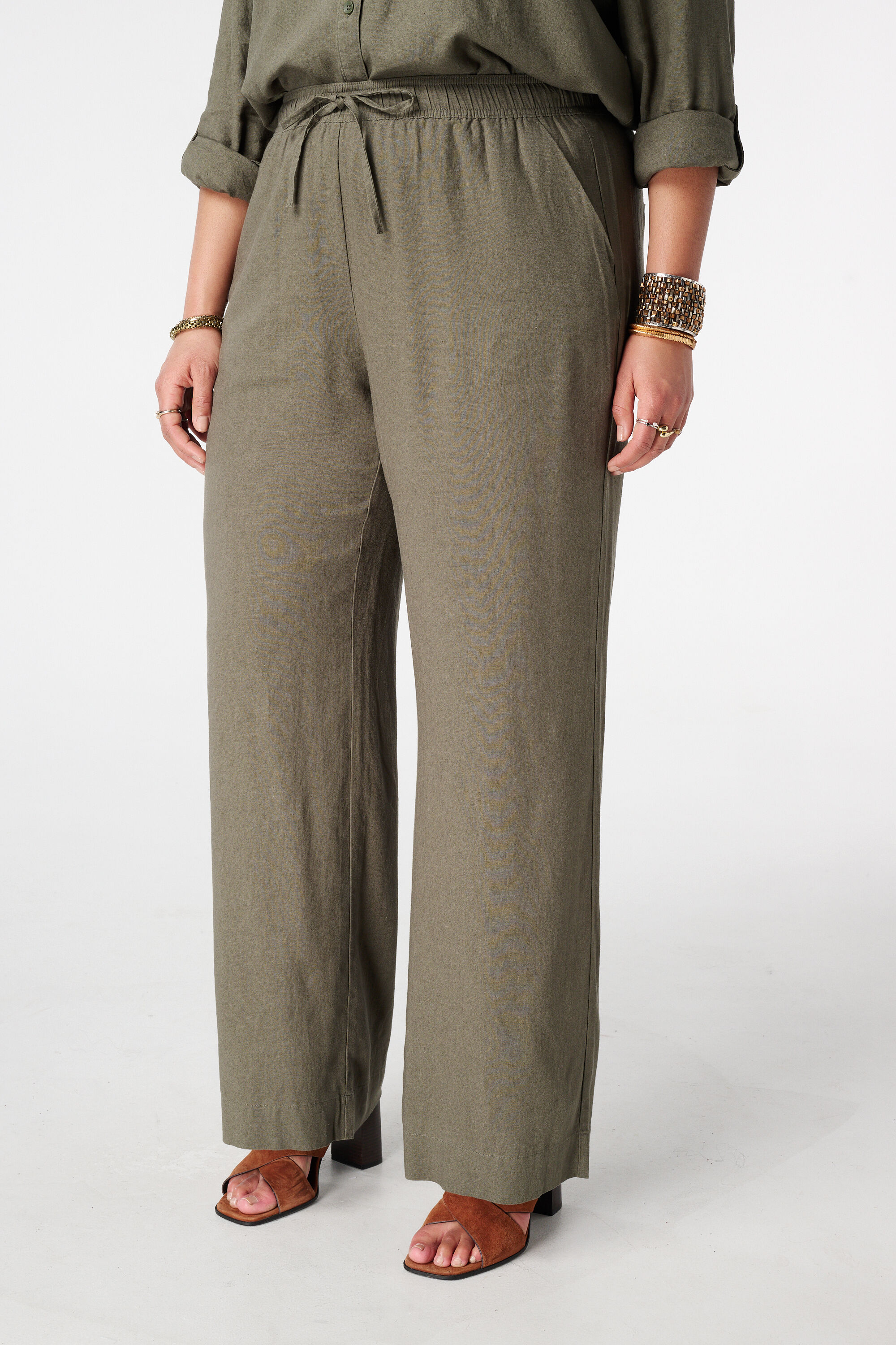 Pantalon en lin image number 5