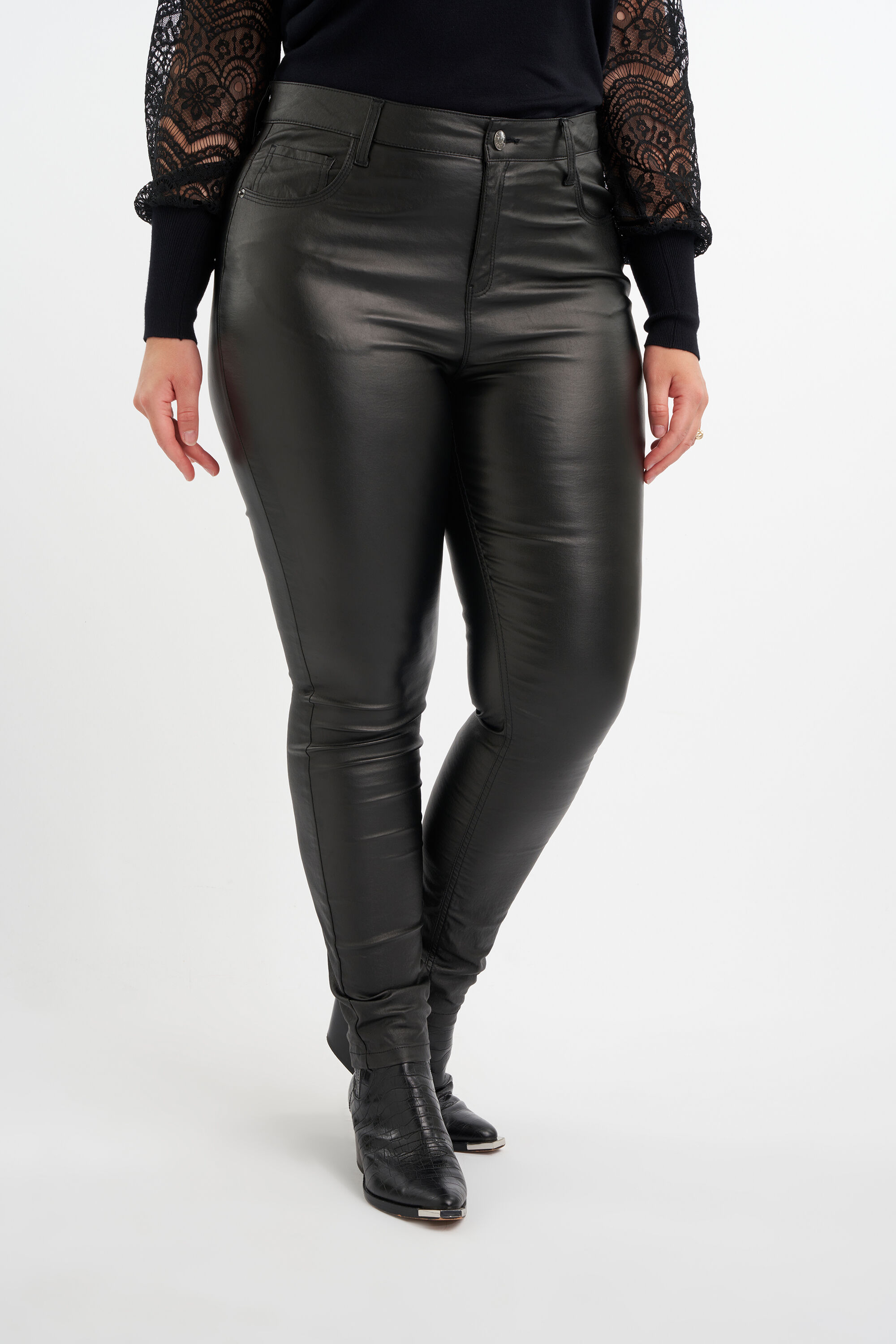 Pantalon slim en tissu image number 0