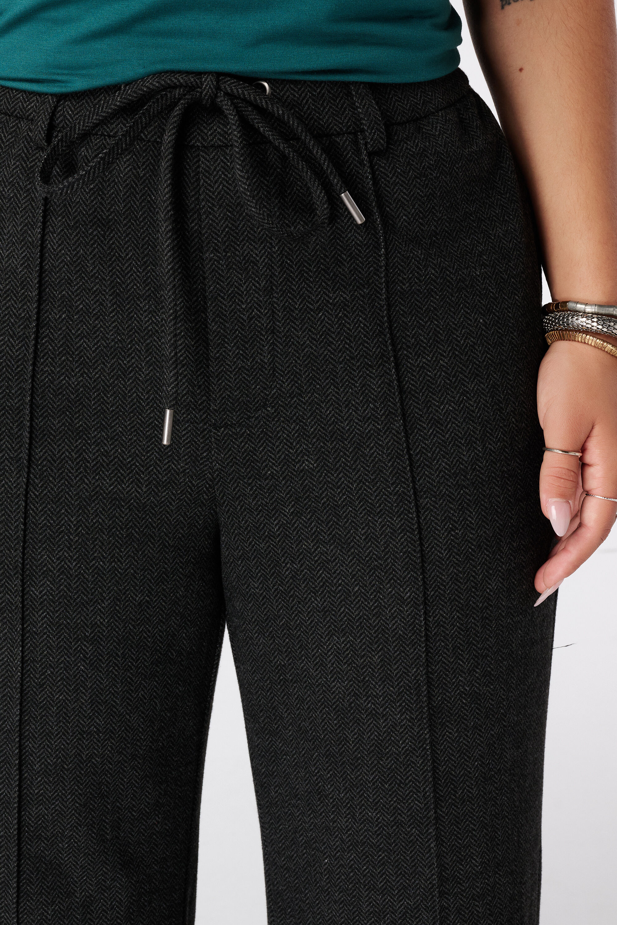 Pantalon &agrave; rayures crayon image number 4