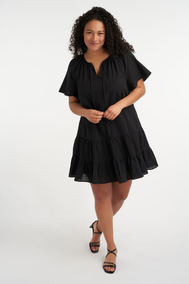 Robe courte et évasée image number 4