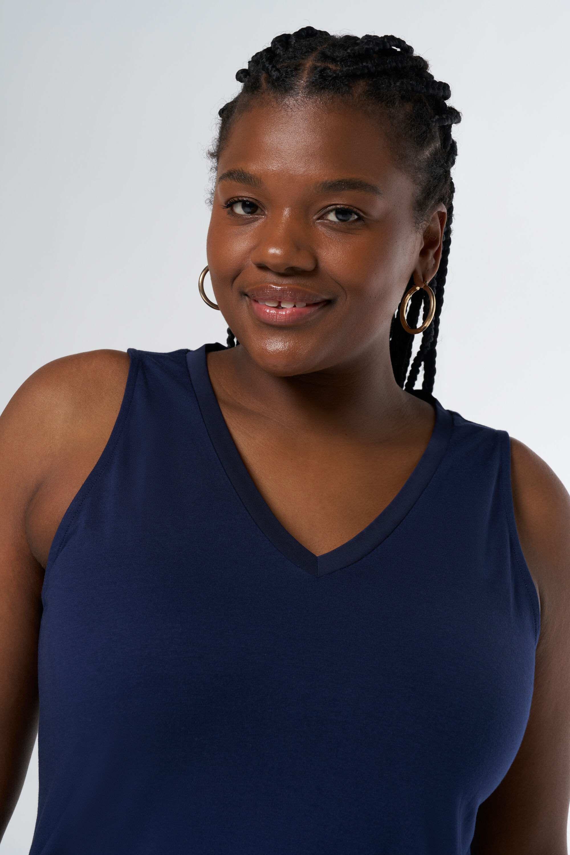 Haut sans manches avec col en V image number 5