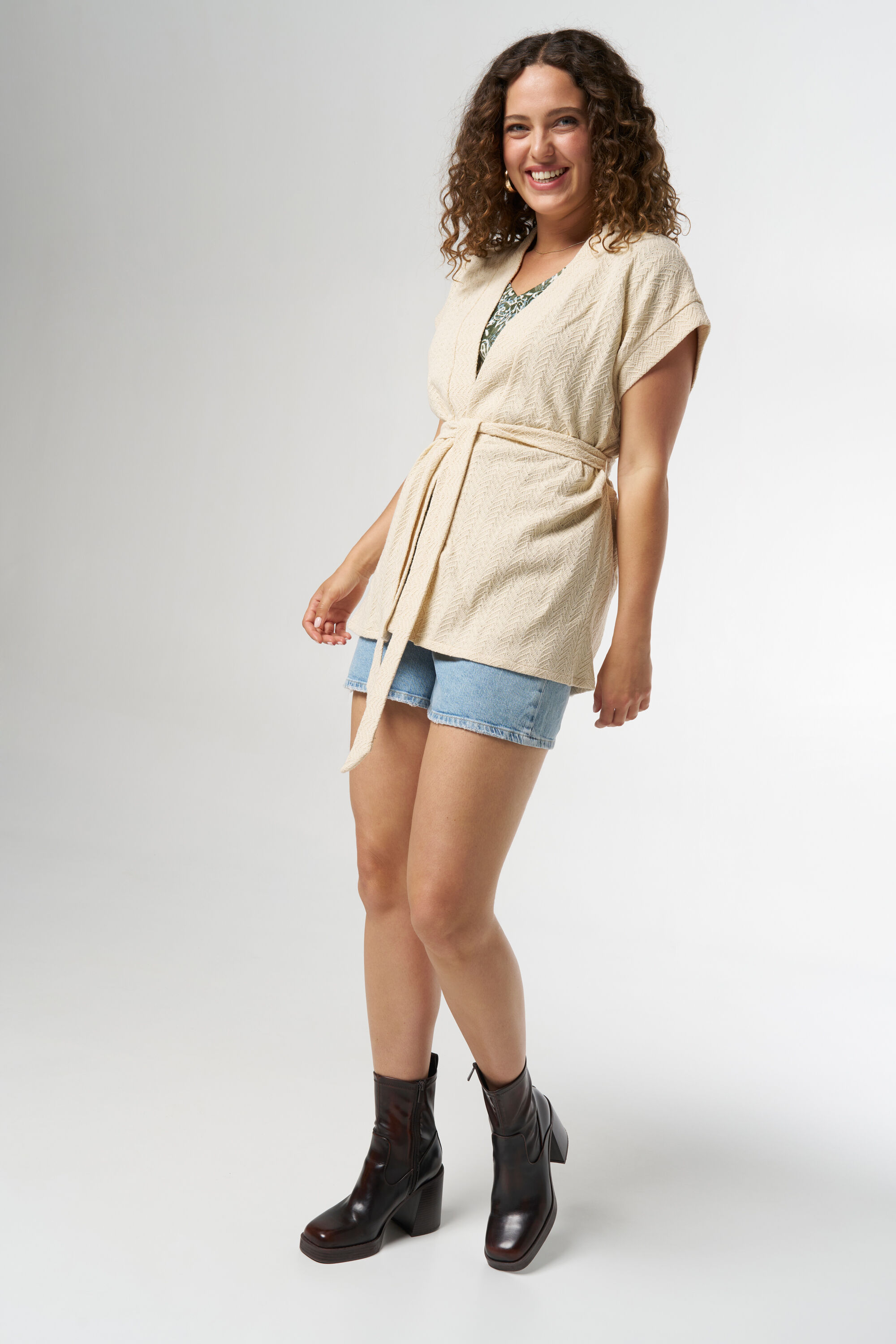 Gilet avec ceinture image number 5