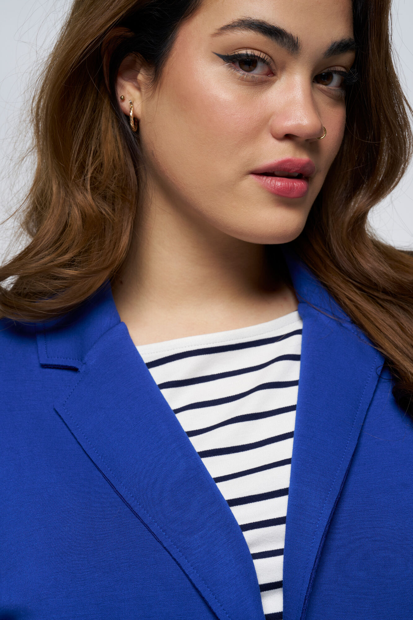 Manteau avec fermeture boutonn&eacute;e  image number 4