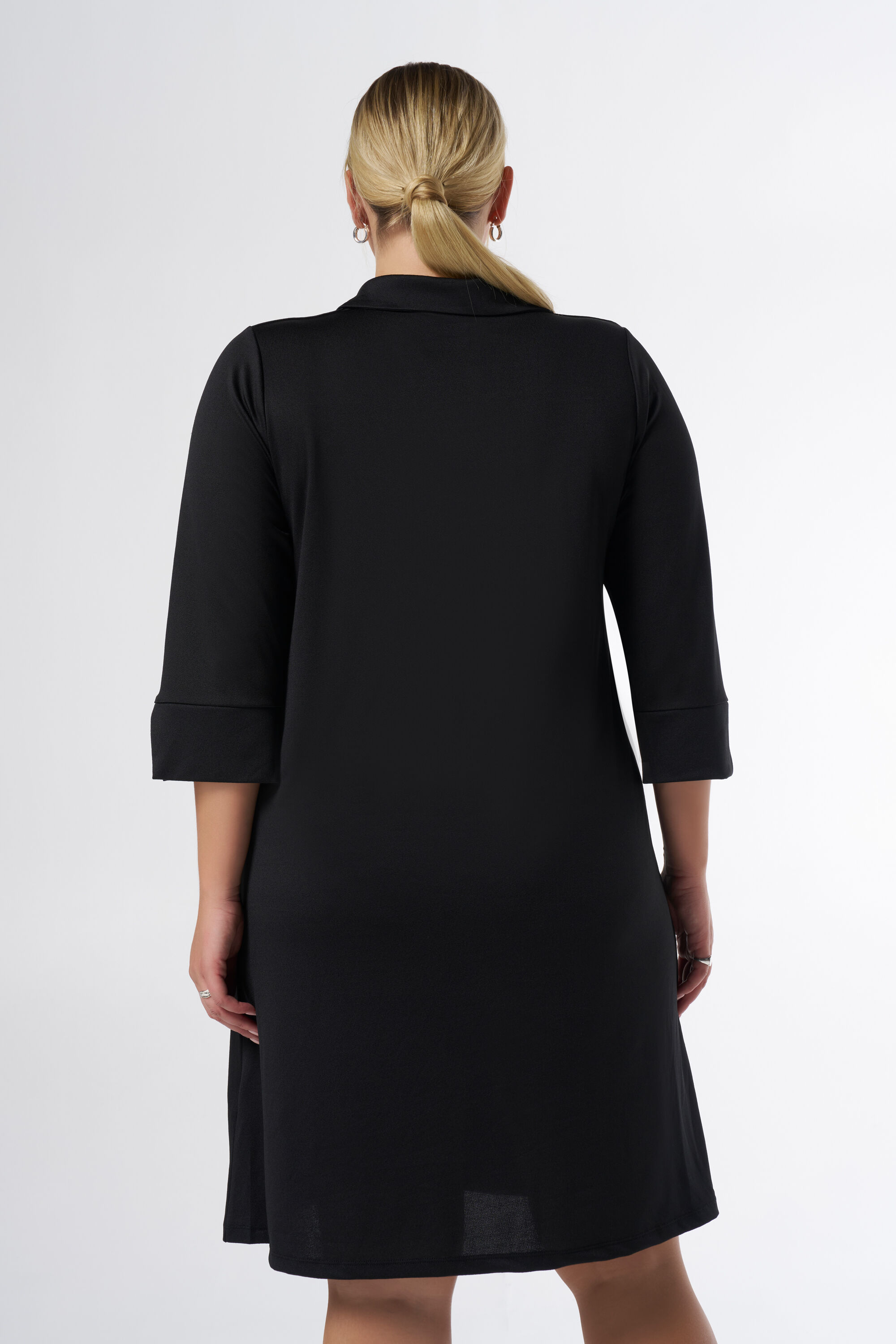 Robe &agrave; poches image number 3