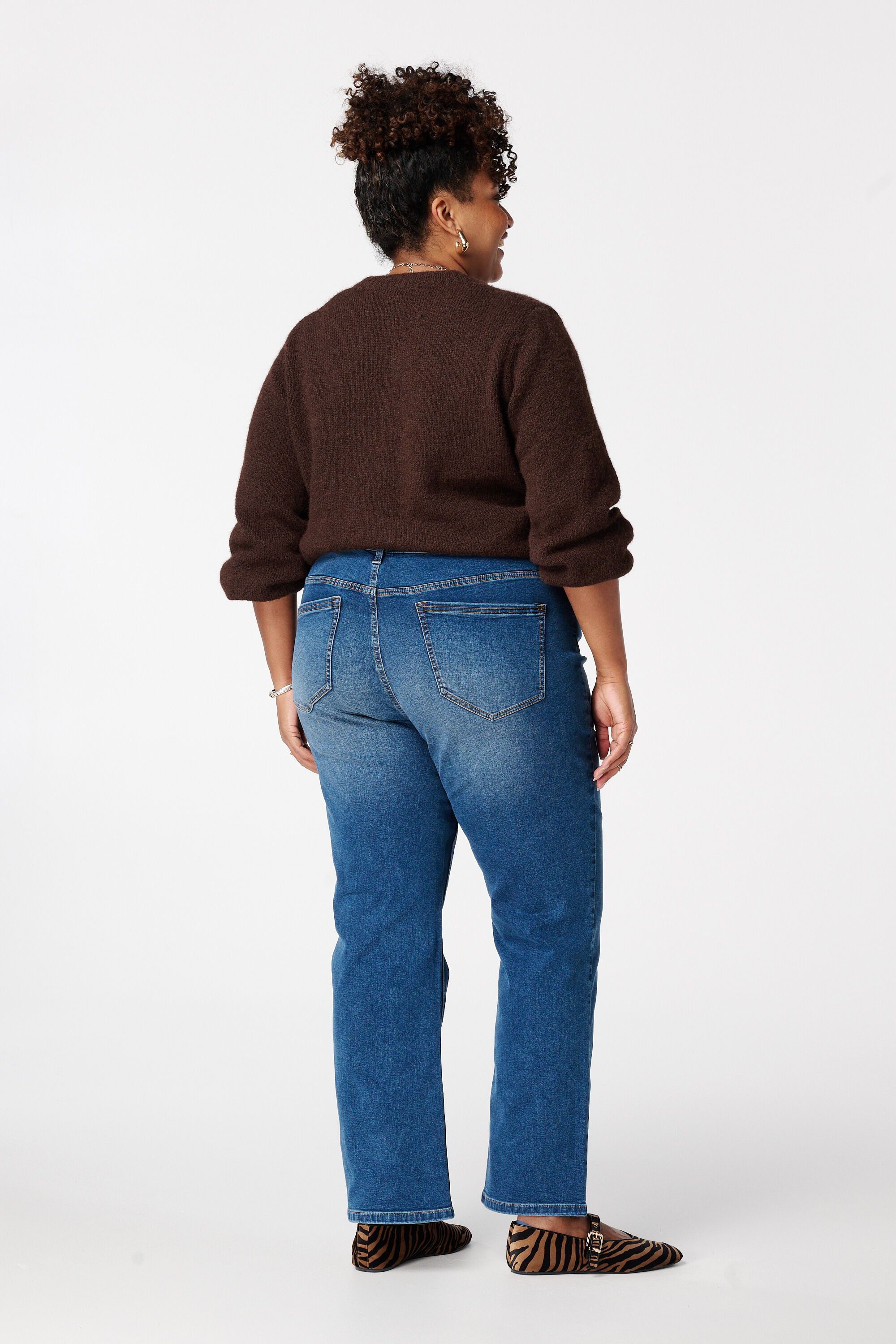 Jean &agrave; jambe droite LILY image number 3