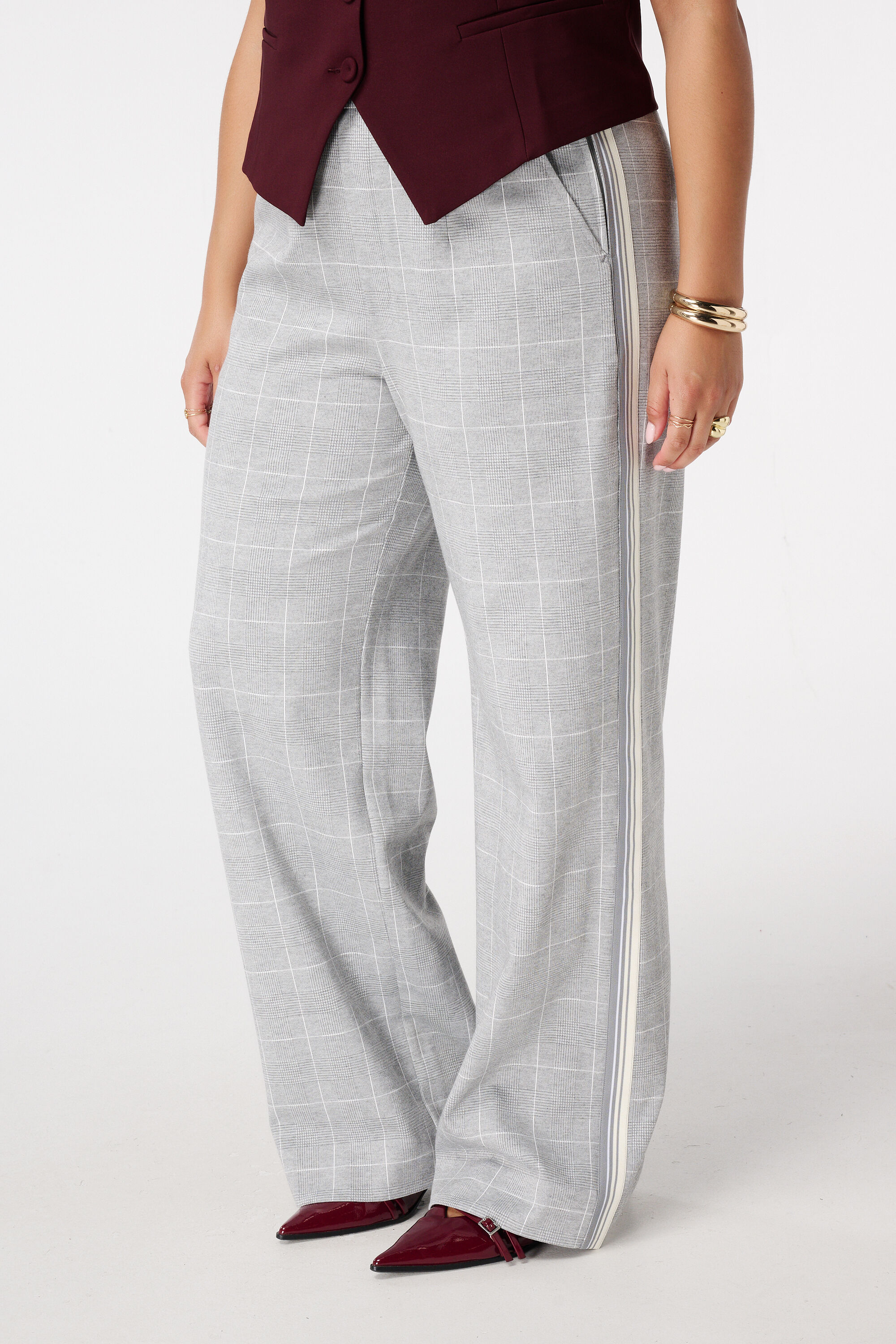 Pantalon large &agrave; carreaux image number 5