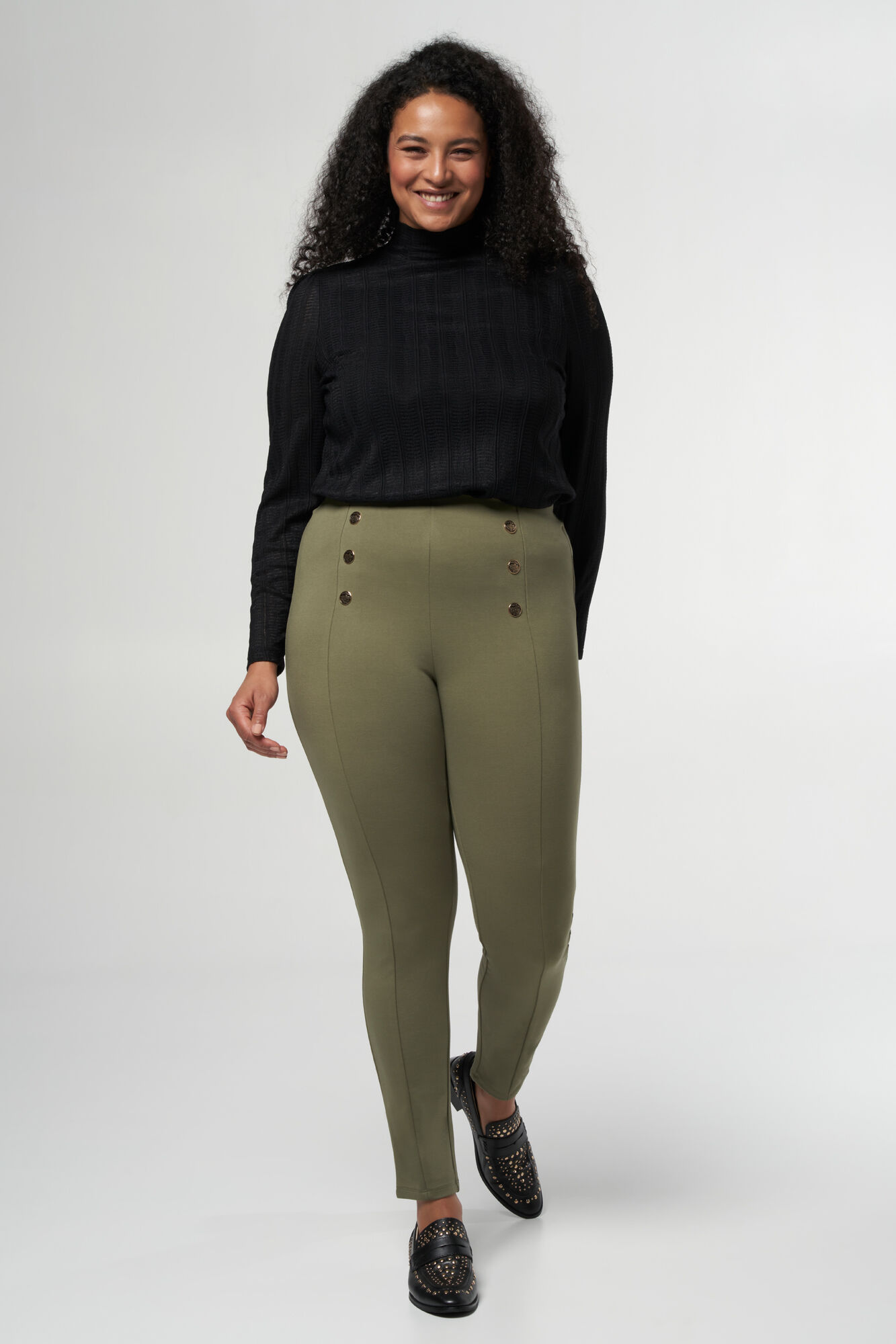 Tregging avec boutons dor&eacute;s image number 6