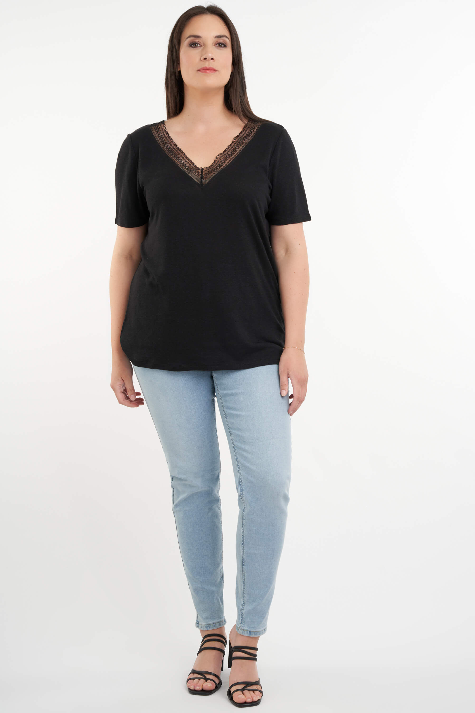 Haut &agrave; dentelle  image number 6